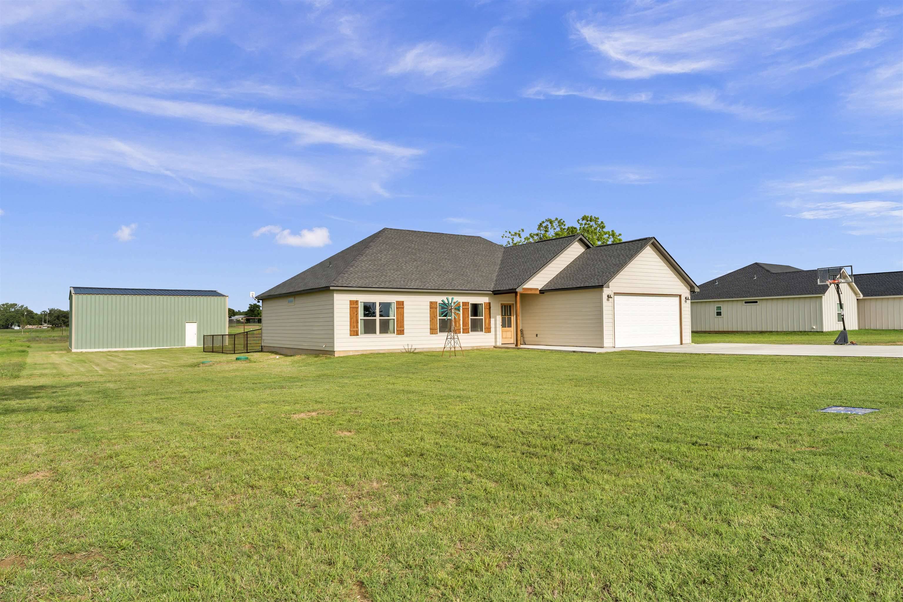 494 Johnson RD, Mason, TX 76856