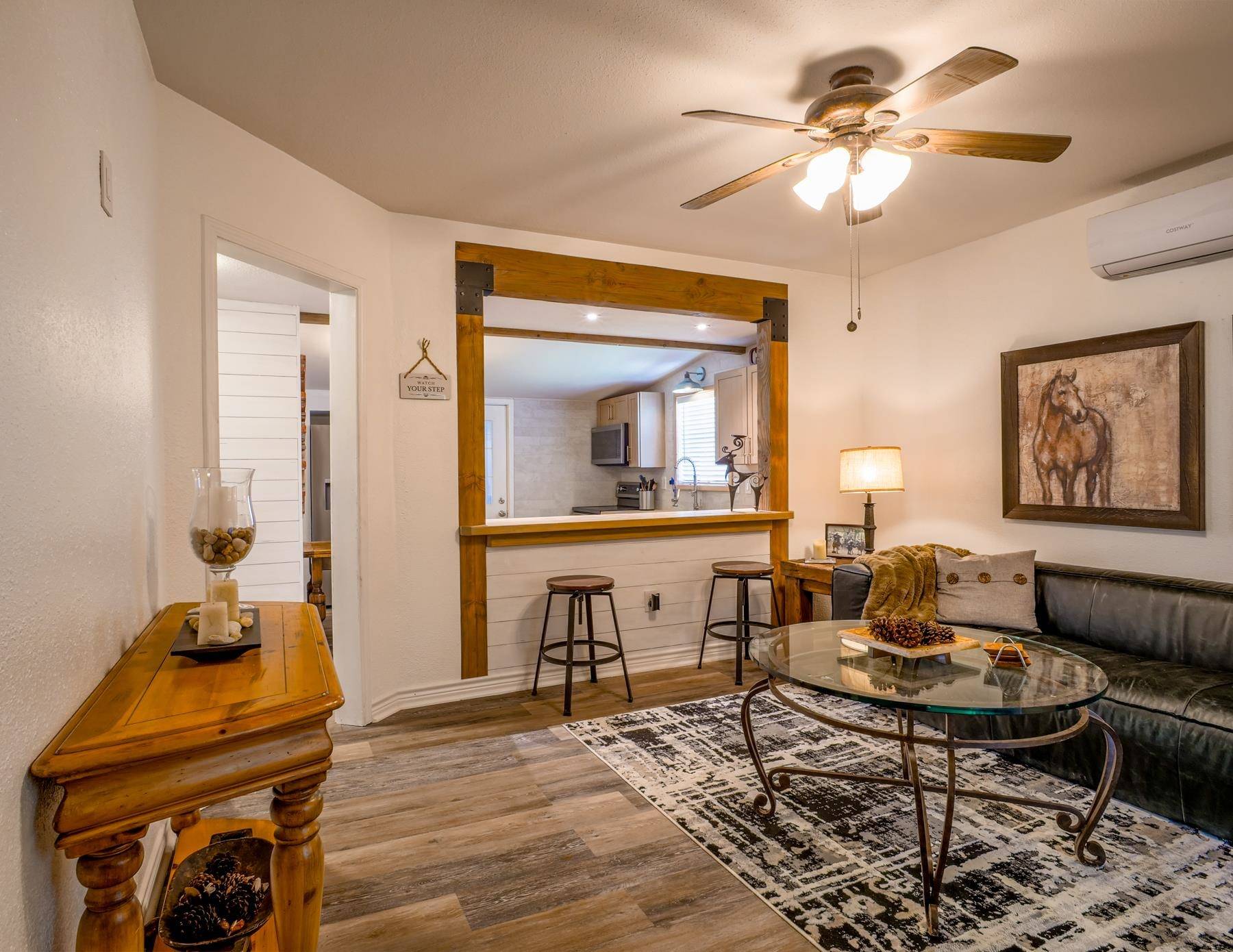 103 N Avenue Q, Johnson City, TX 78636