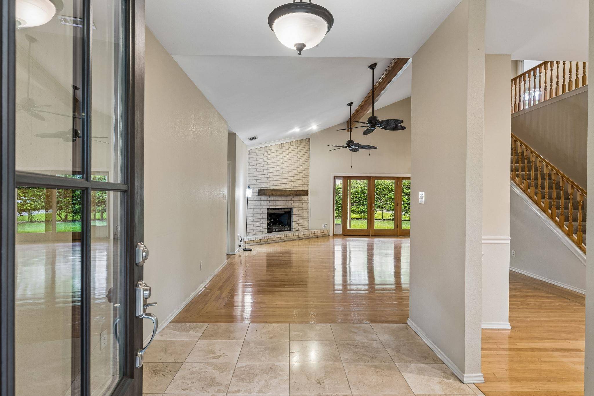 340 Columbine, Meadowlakes, TX 78654