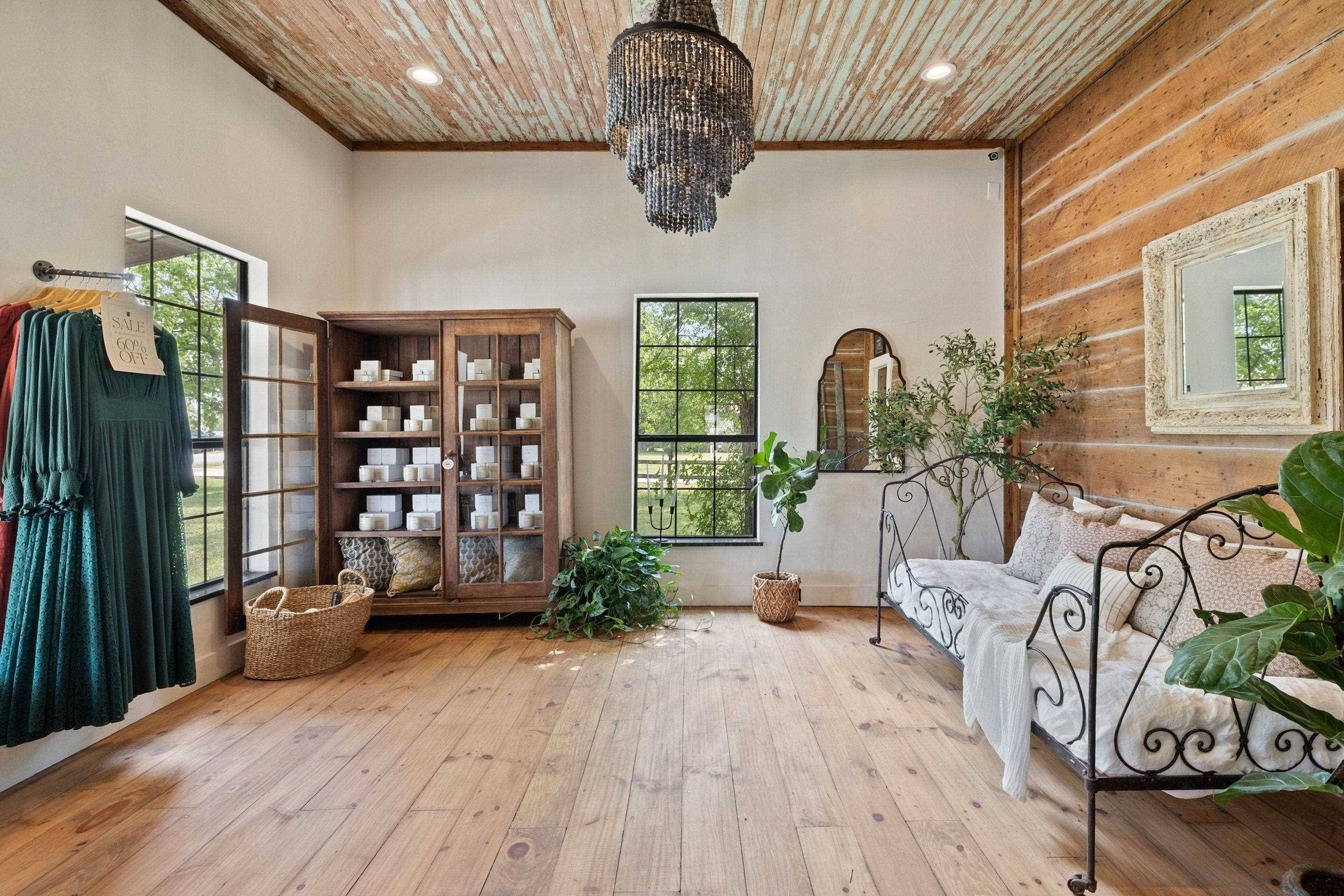 212 Ave N, Marble Falls, TX 78654