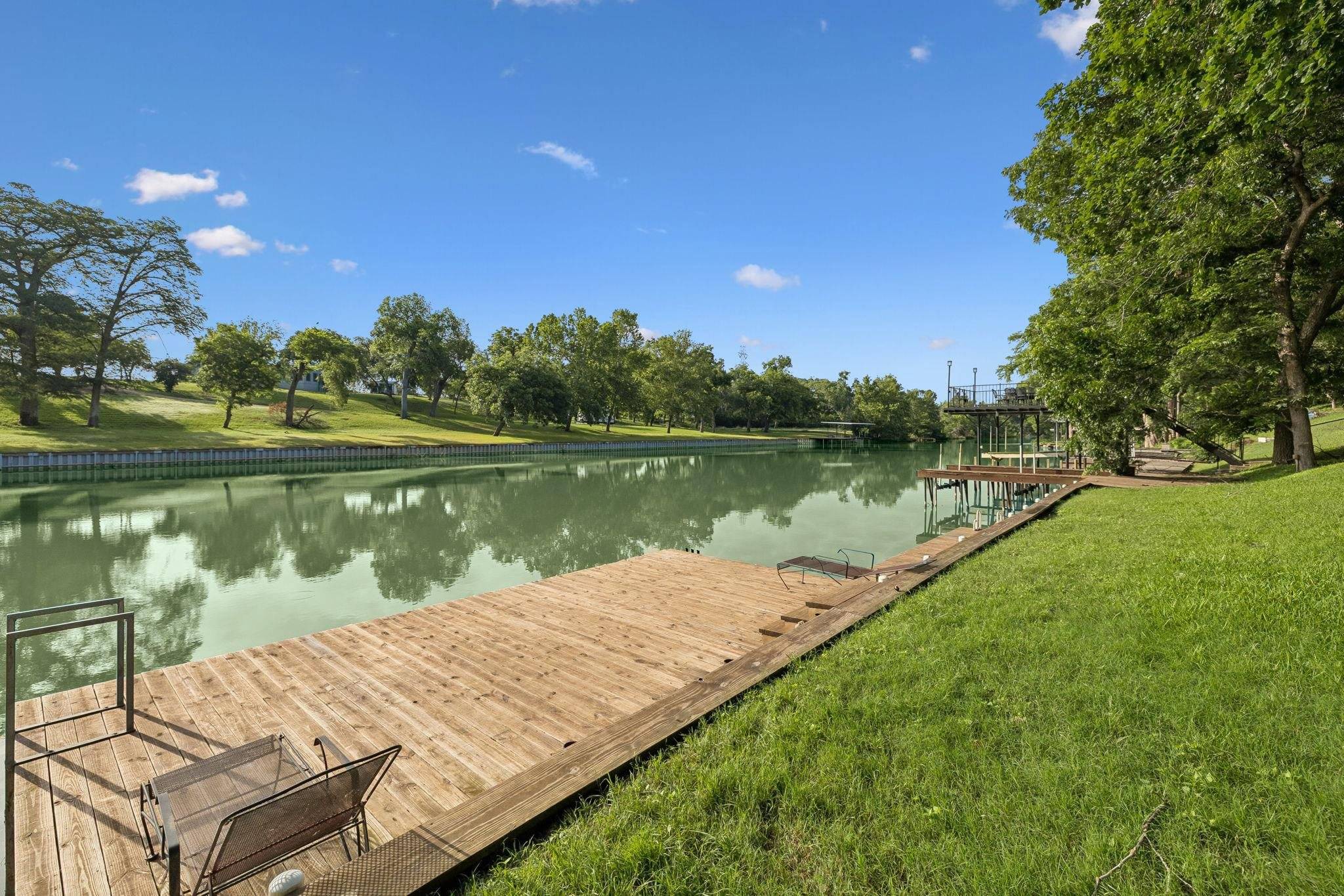 360 Shangrila LN, New Braunfels, TX 78130