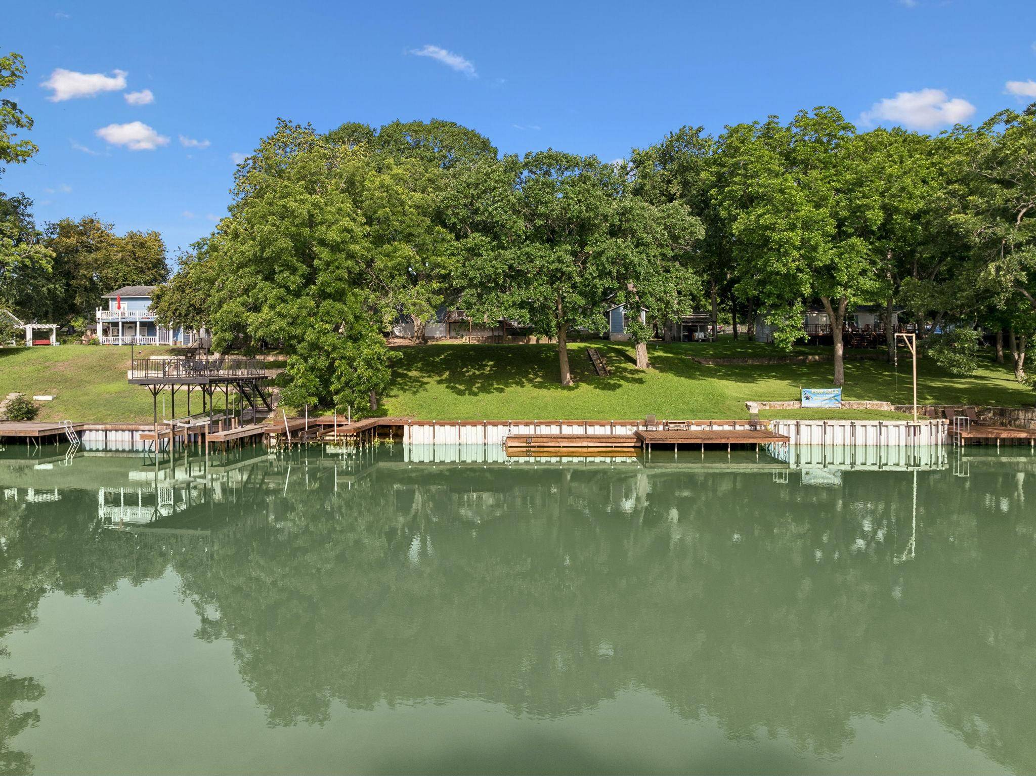 360 Shangrila LN, New Braunfels, TX 78130