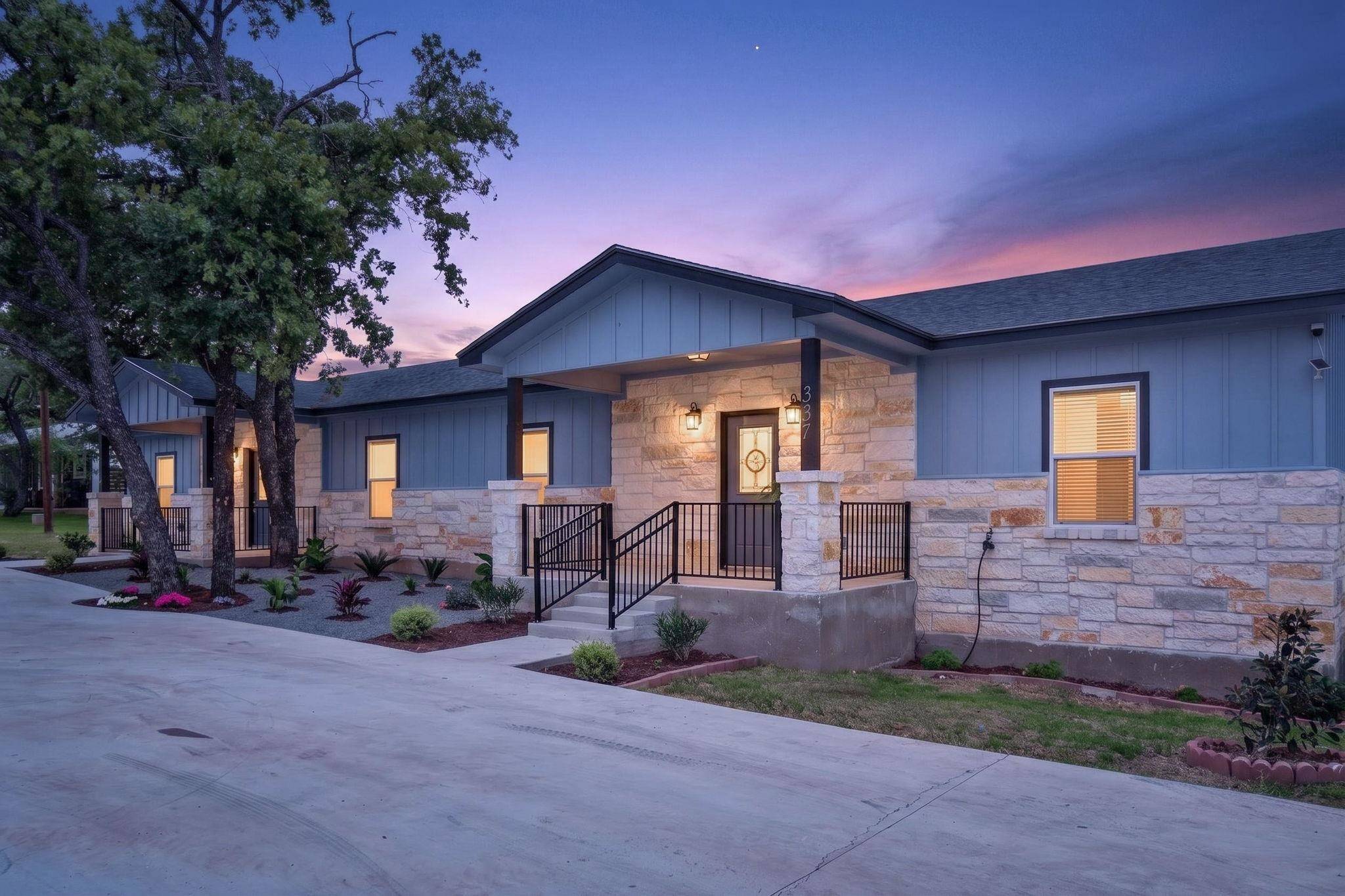 337 E Castlewood, Granite Shoals, TX 78654