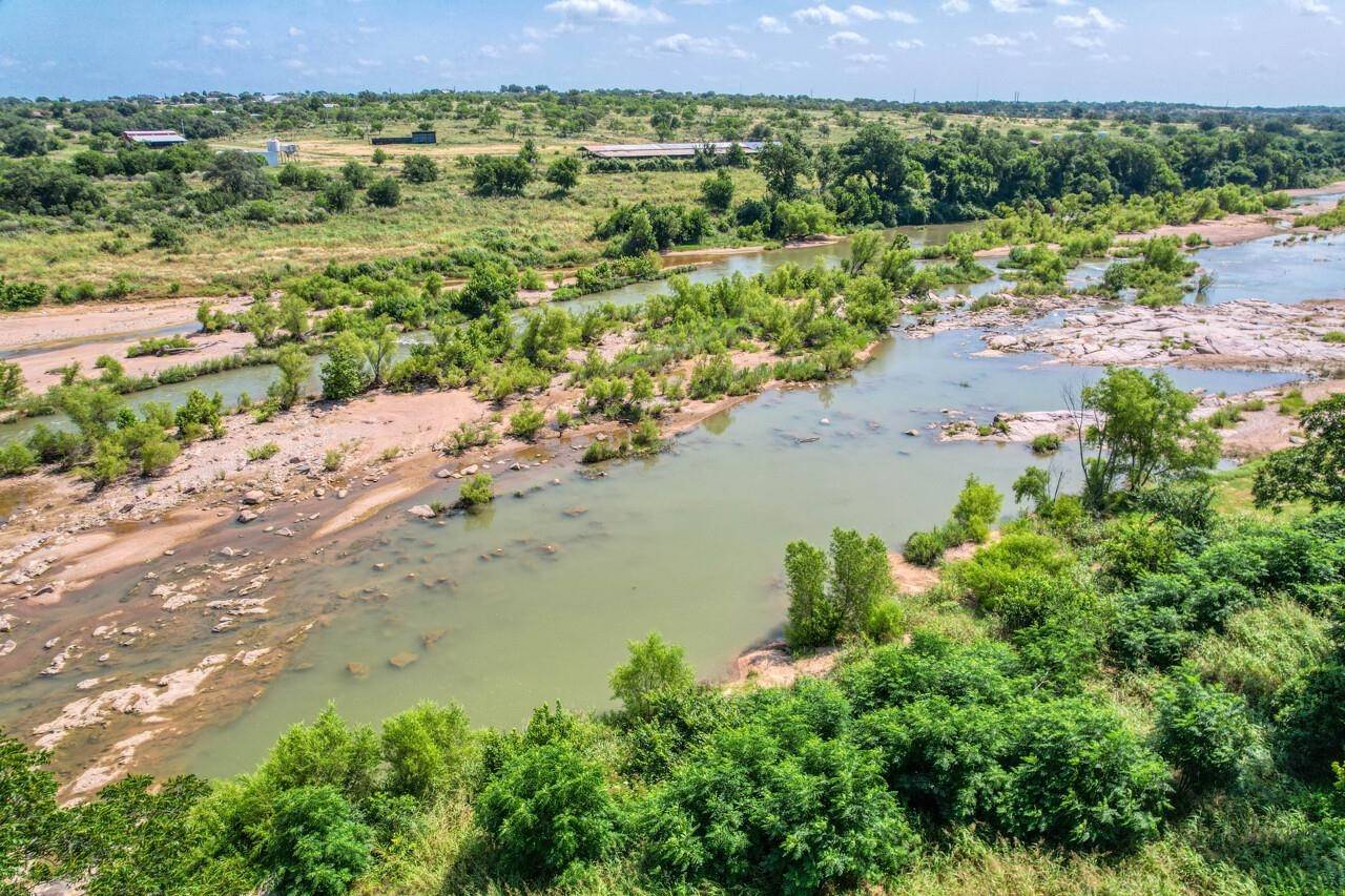609 E Main ST, Llano, TX 78643