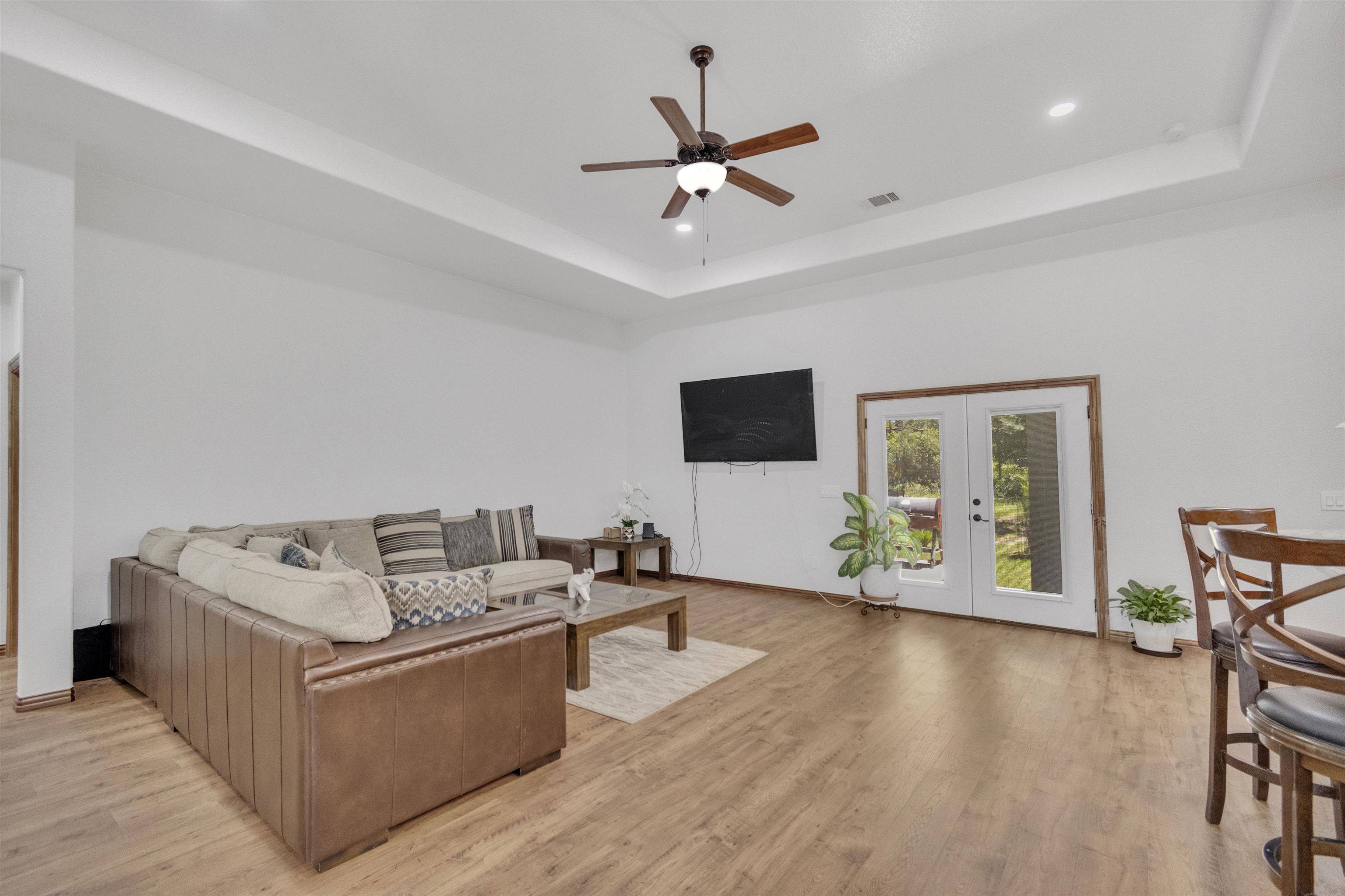 1899 Viewcrest, Granite Shoals, TX 78654-0000