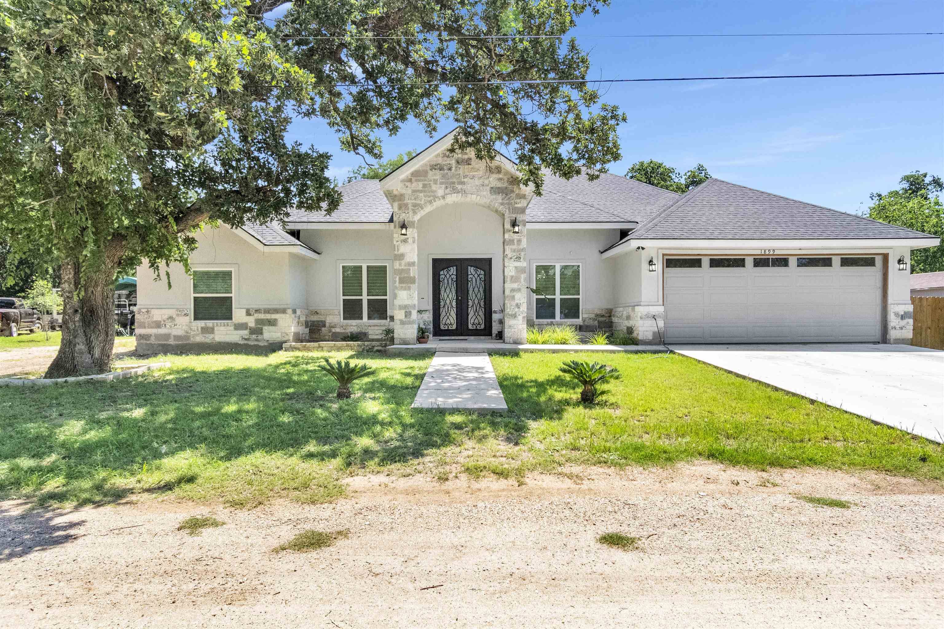 1899 Viewcrest, Granite Shoals, TX 78654-0000