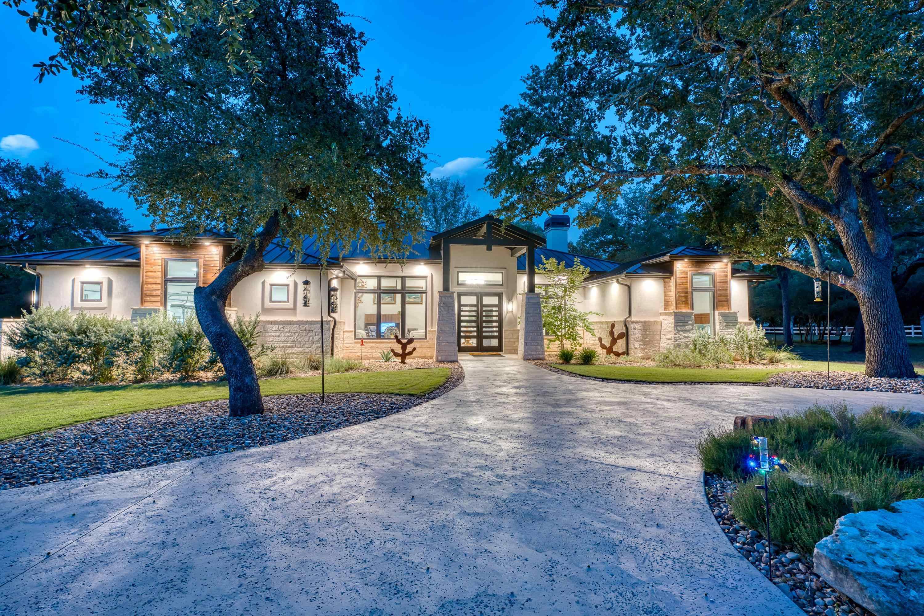 417 Haney Trace, Horseshoe Bay, TX 78657