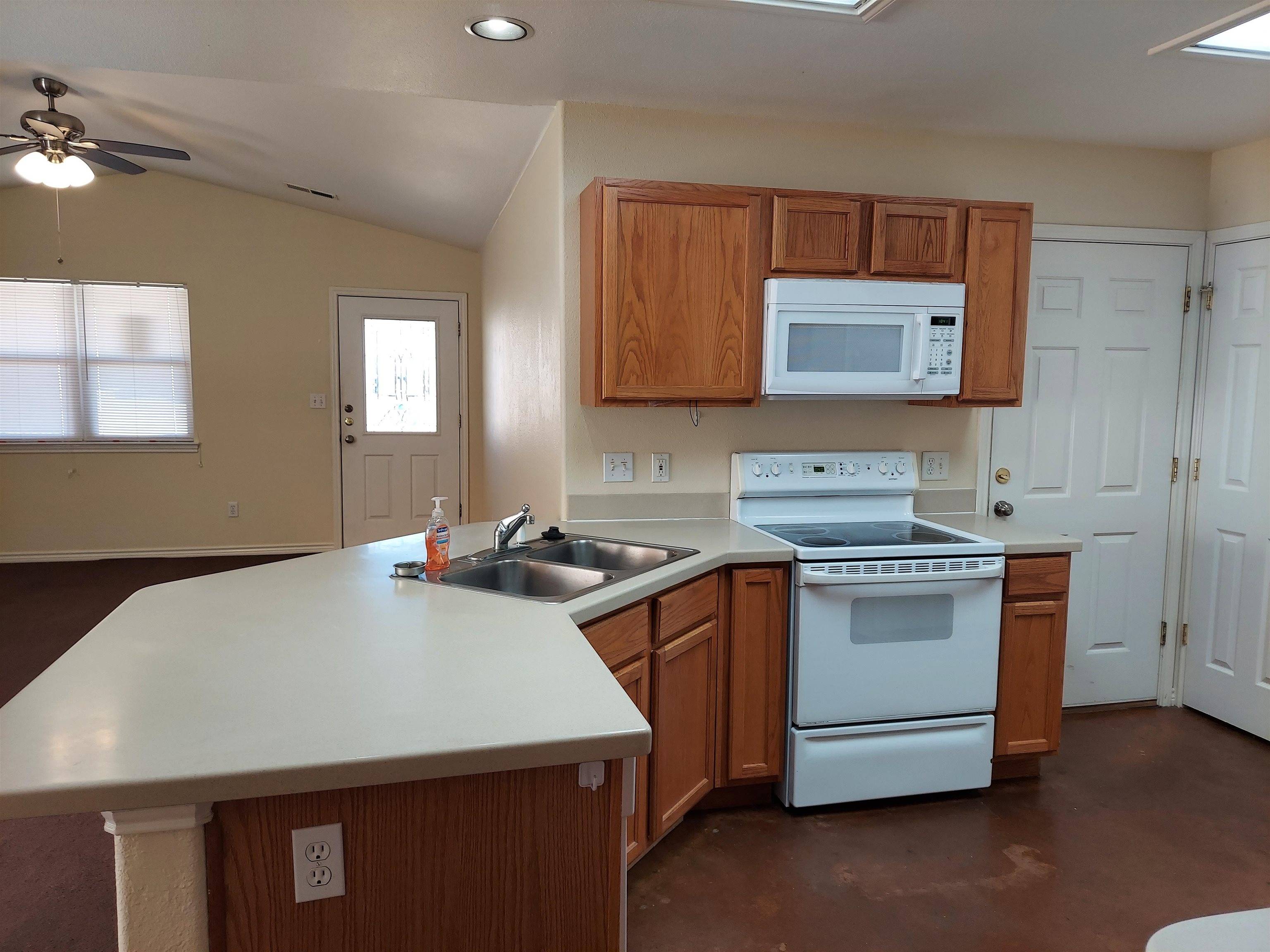 2003 A Bluebonnet, Marble Falls, TX 78654