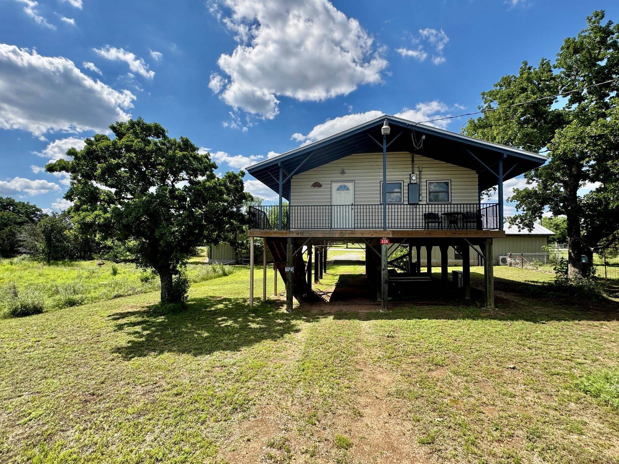 235 Wade, Tow, TX 78672