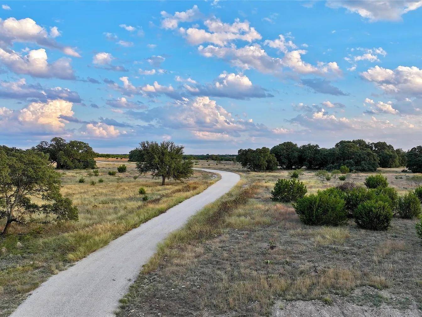 Lot 1 Bluestem LN, Lampasas, TX 76550