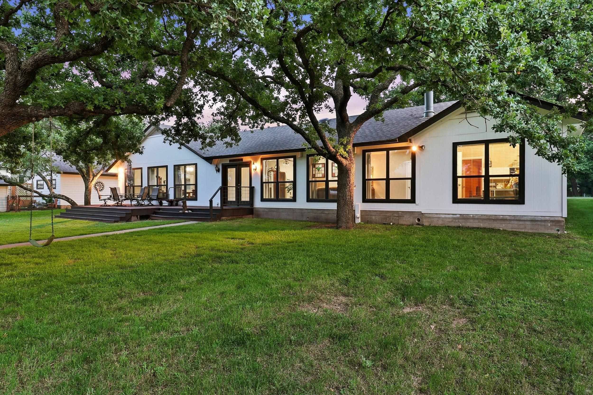 115 Sunset CIR, Burnet, TX 78611