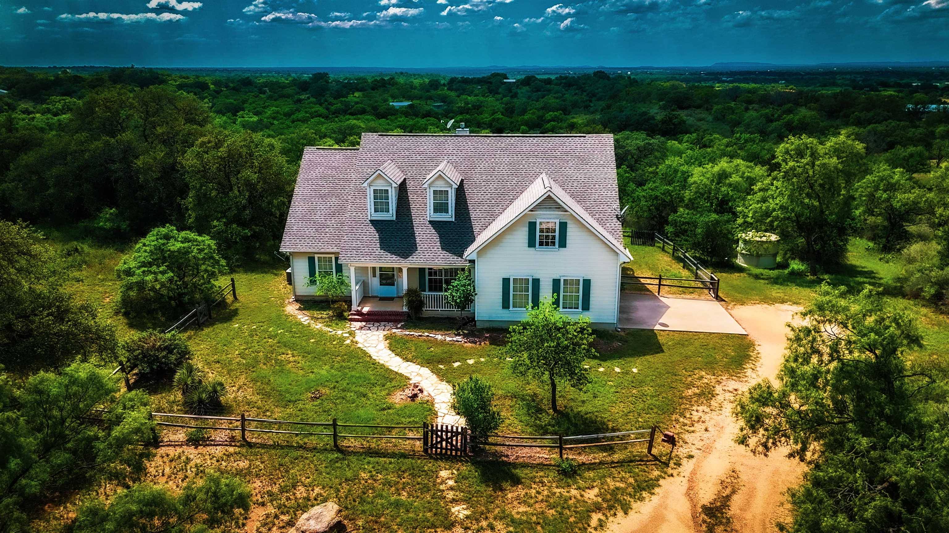193 County Road 116, Llano, TX 78643