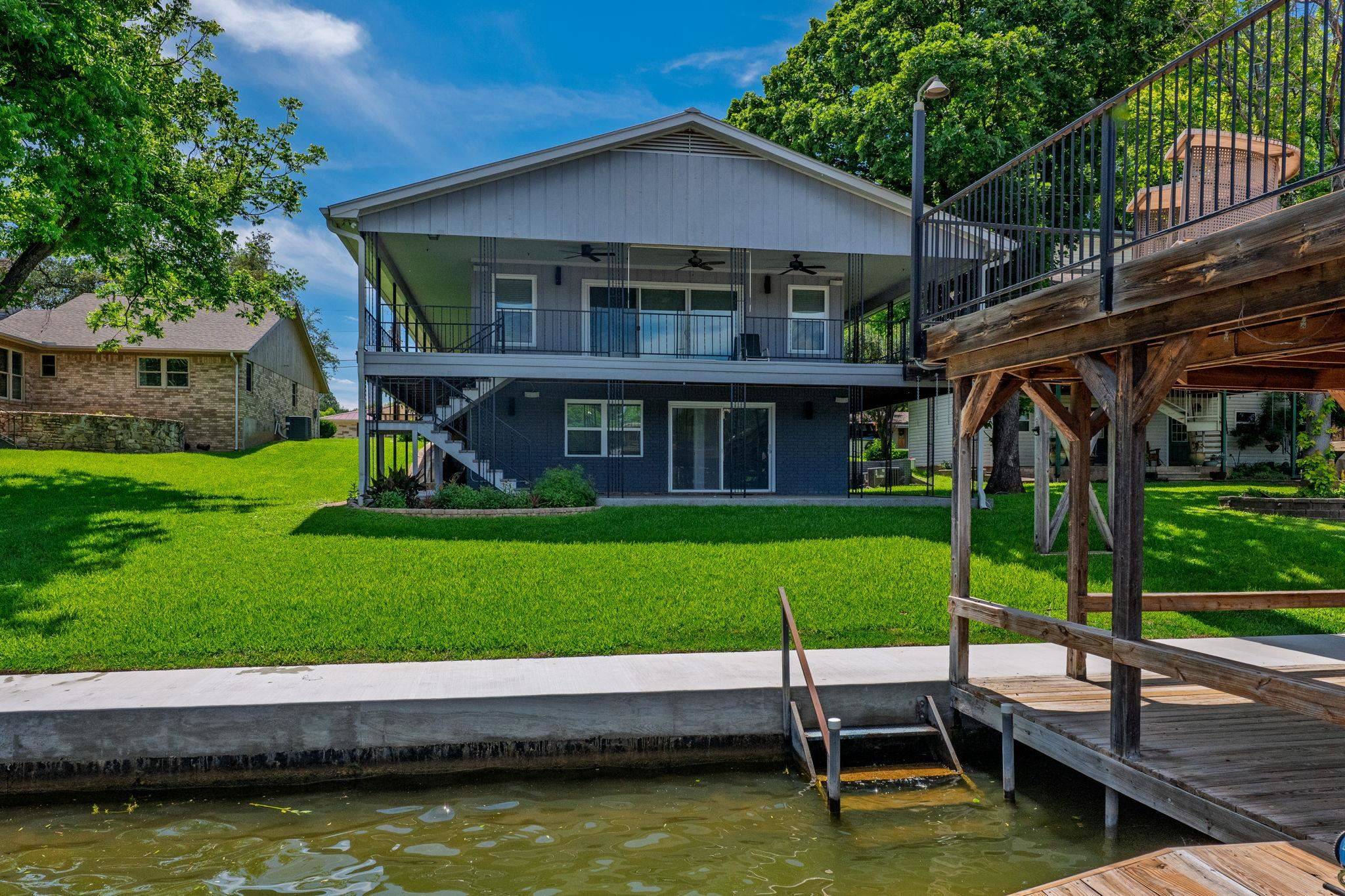 208 Riverside DR, Kingsland, TX 78639