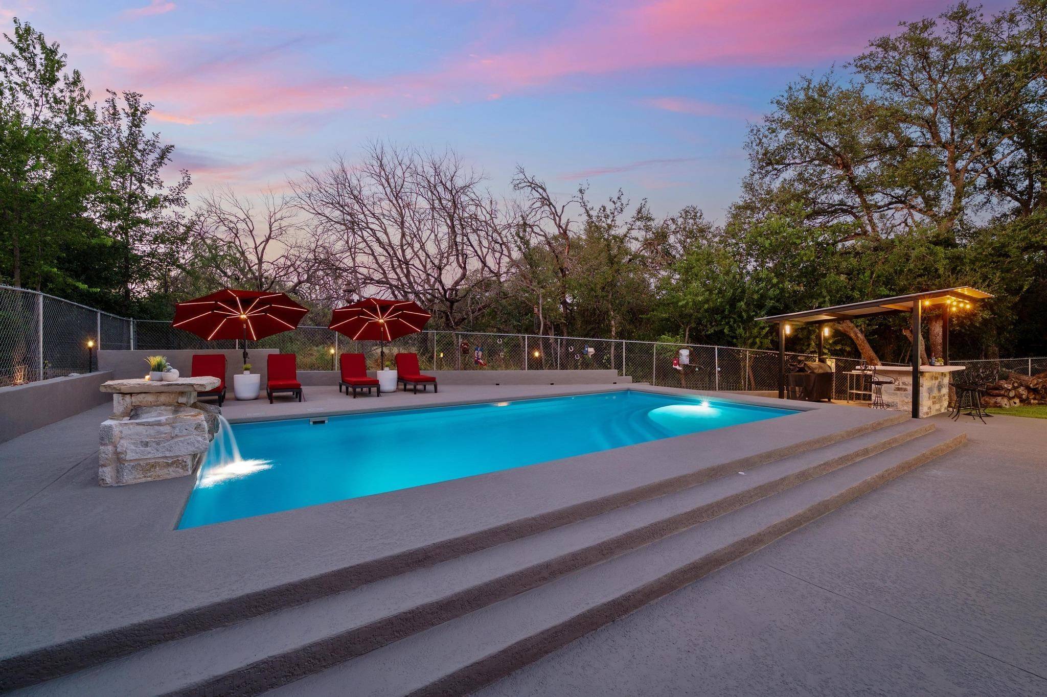 113 timberlake DR, Kingsland, TX 78639