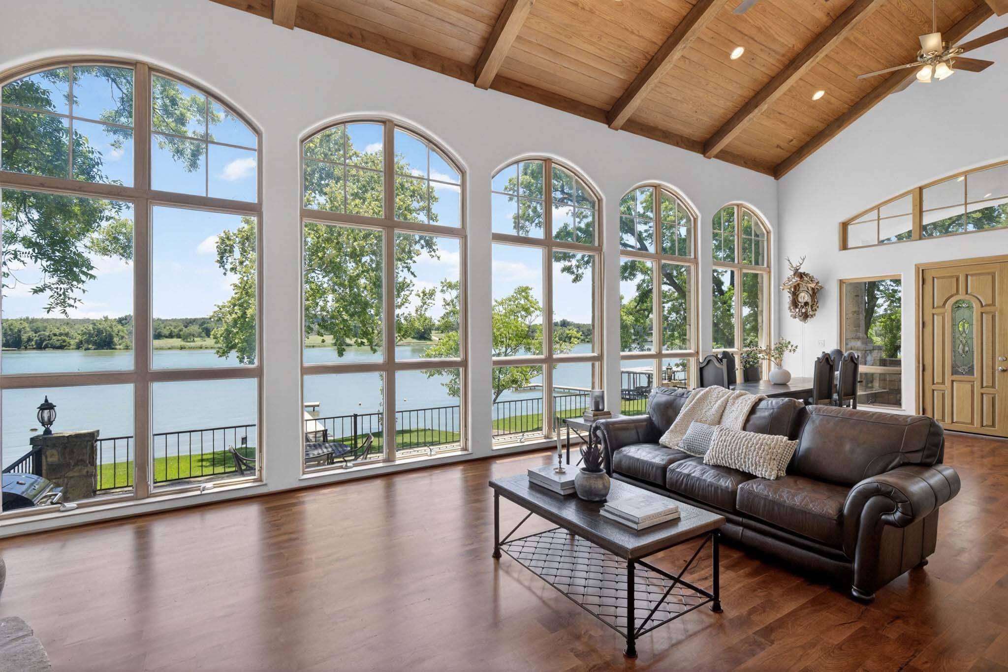 2428 River Oaks, Kingsland, TX 78639