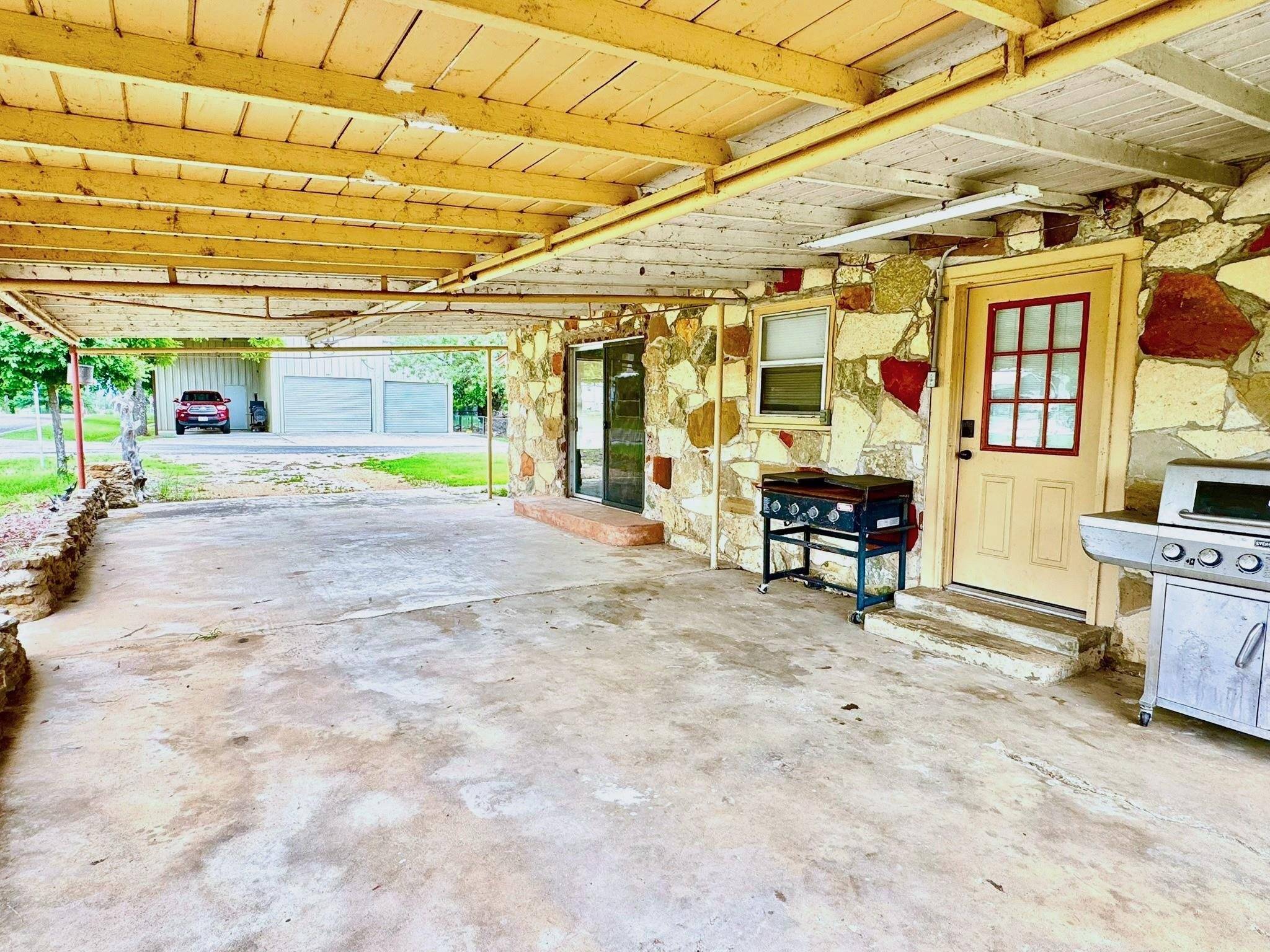 200 Persimmon, Tow, TX 78672