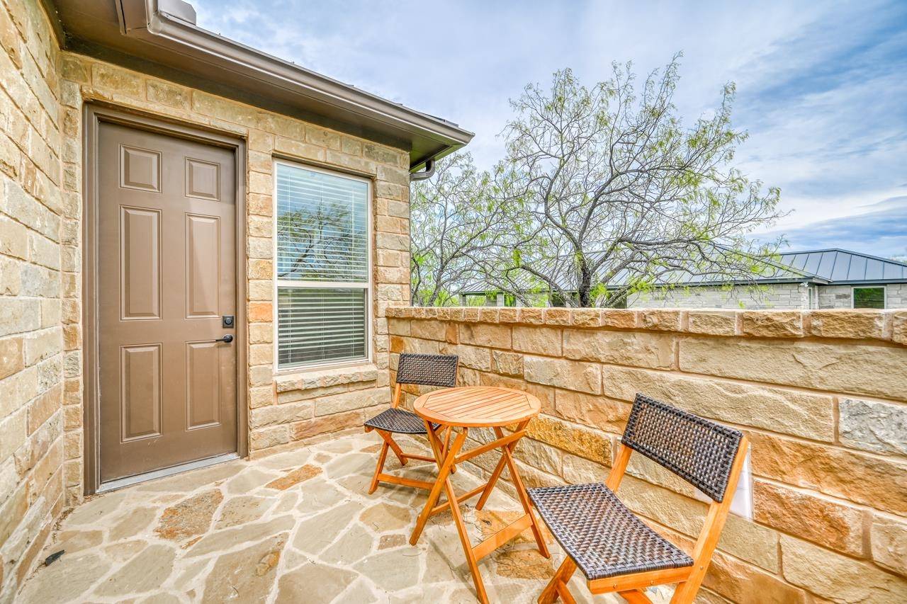 302 Parallel CIR, Horseshoe Bay, TX 78657-0000