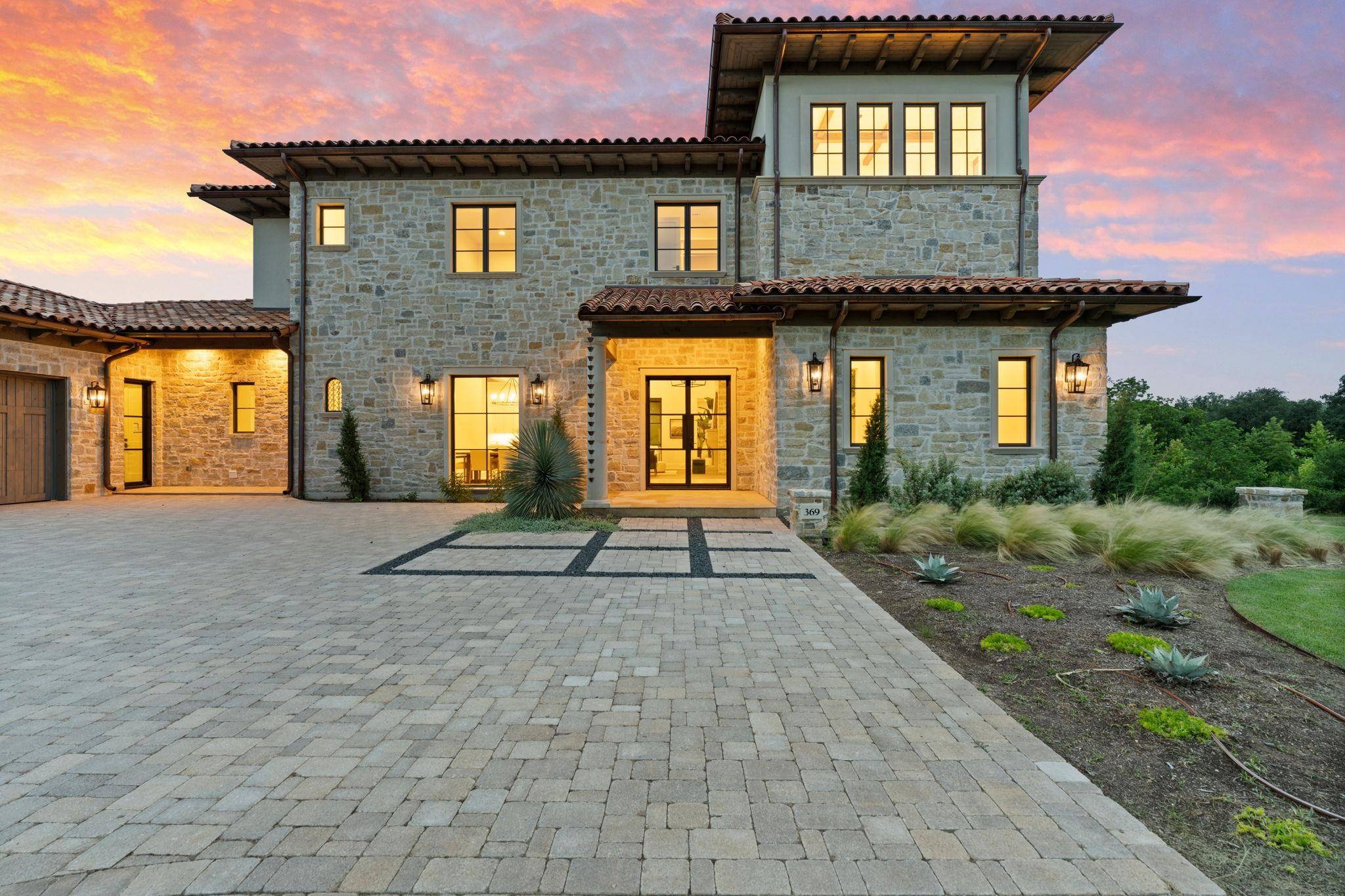 369 La Serena Loop, Horseshoe Bay, TX 78657