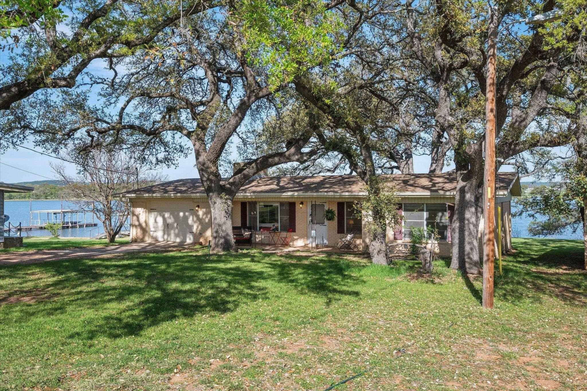 210 Lake Loop, Tow, TX 78672