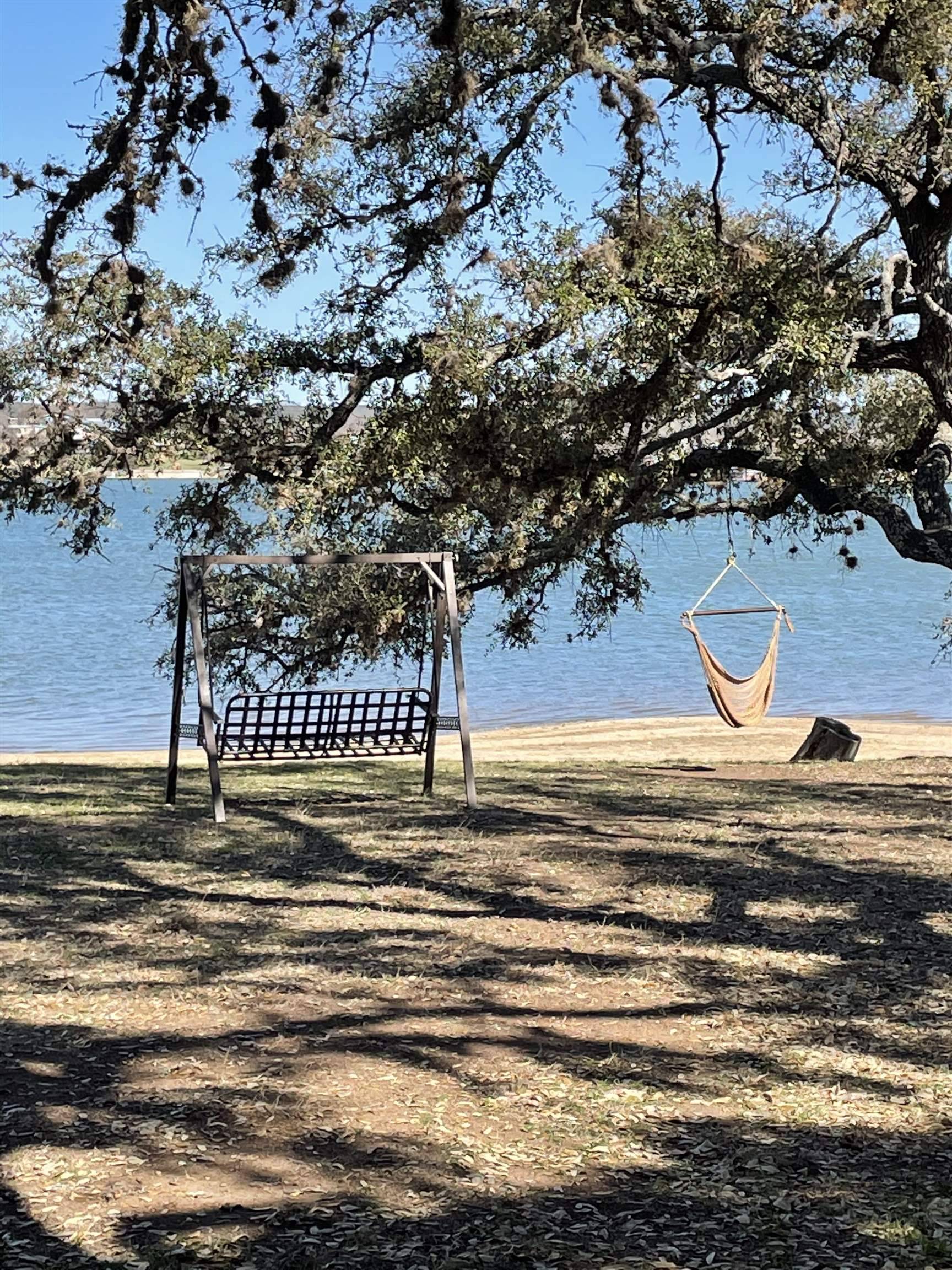 210 Lake Loop, Tow, TX 78672