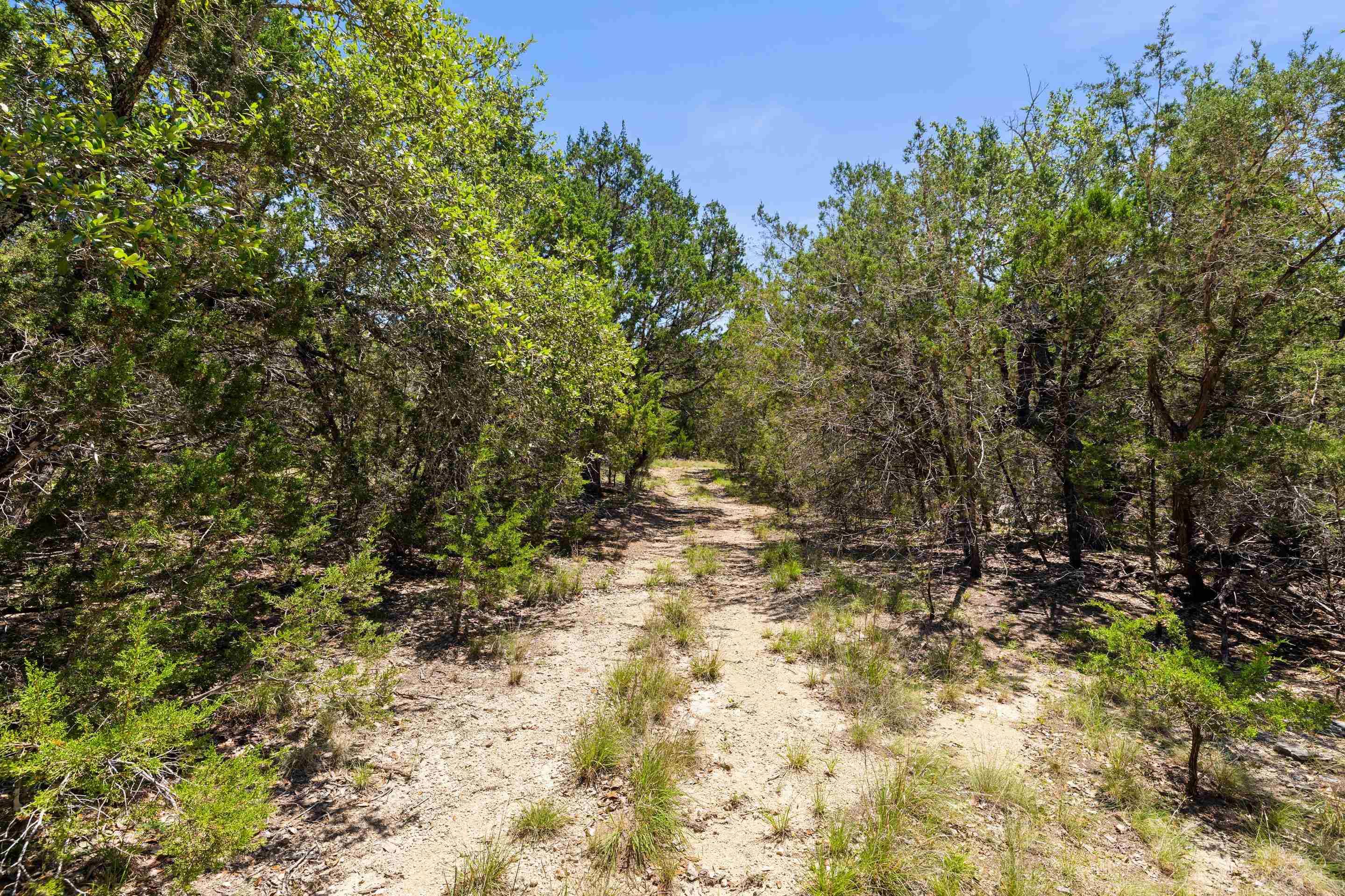 937 Flat Creek RD, Johnson City, TX 78636