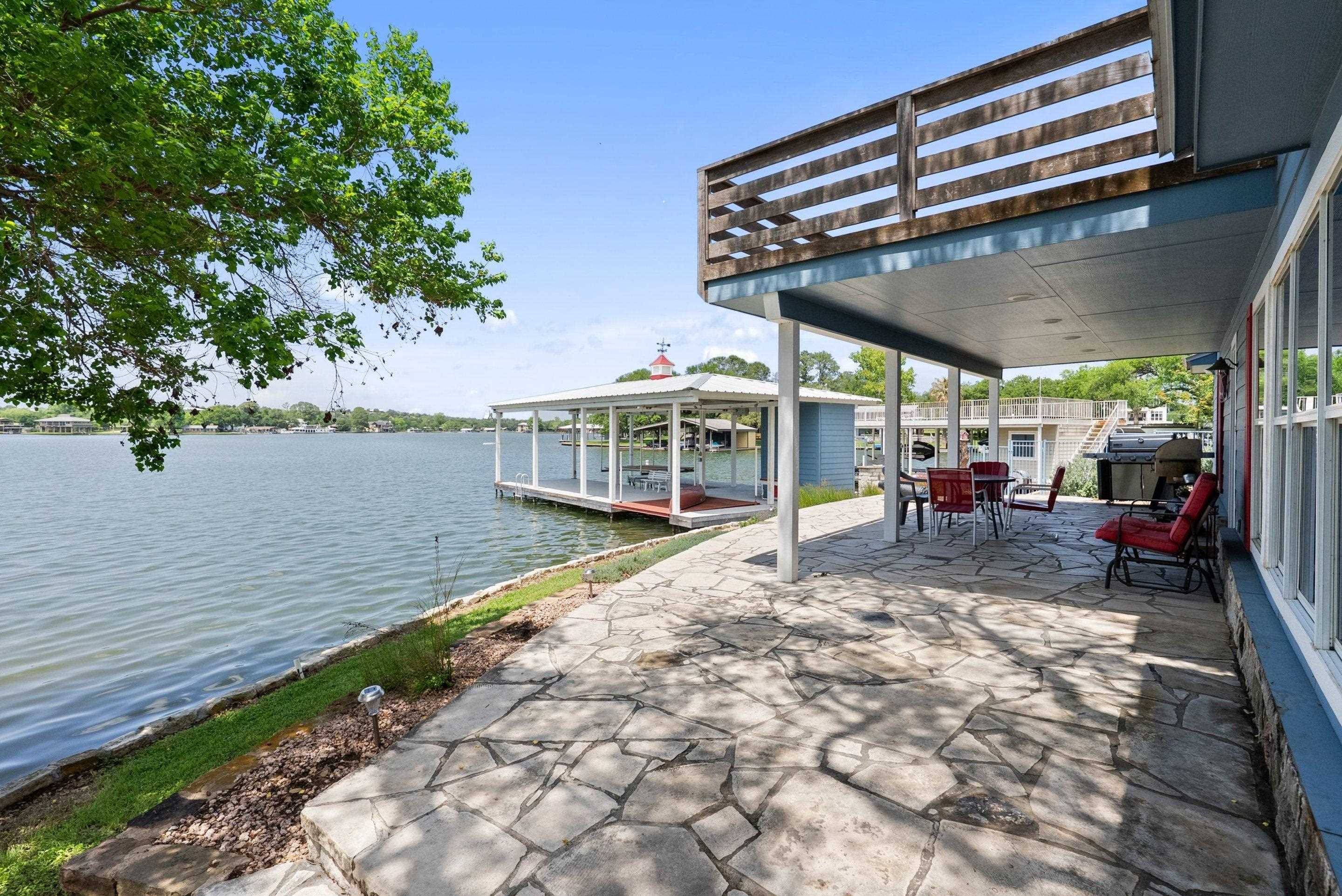 324 Granite Shoals LN, Sunrise Beach, TX 78643