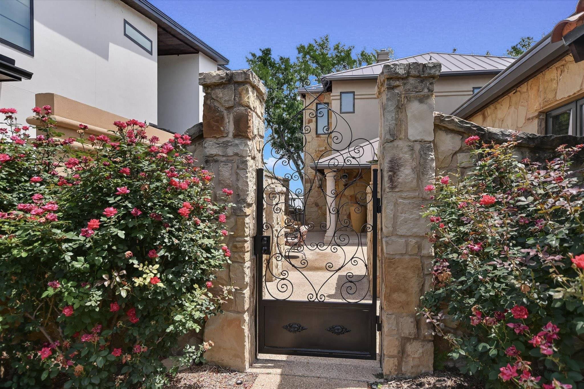 507 Sandy Mountain Dr., Sunrise Beach, TX 78643