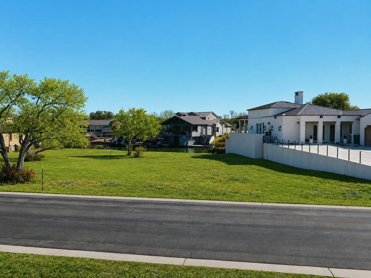 2811 Faultline Dr., Horseshoe Bay, TX 78657