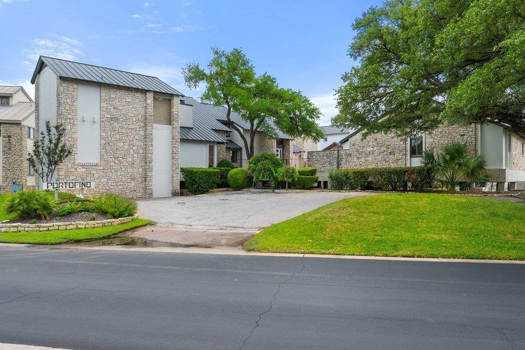 103 Island Drive #2, Horseshoe Bay, TX 78657