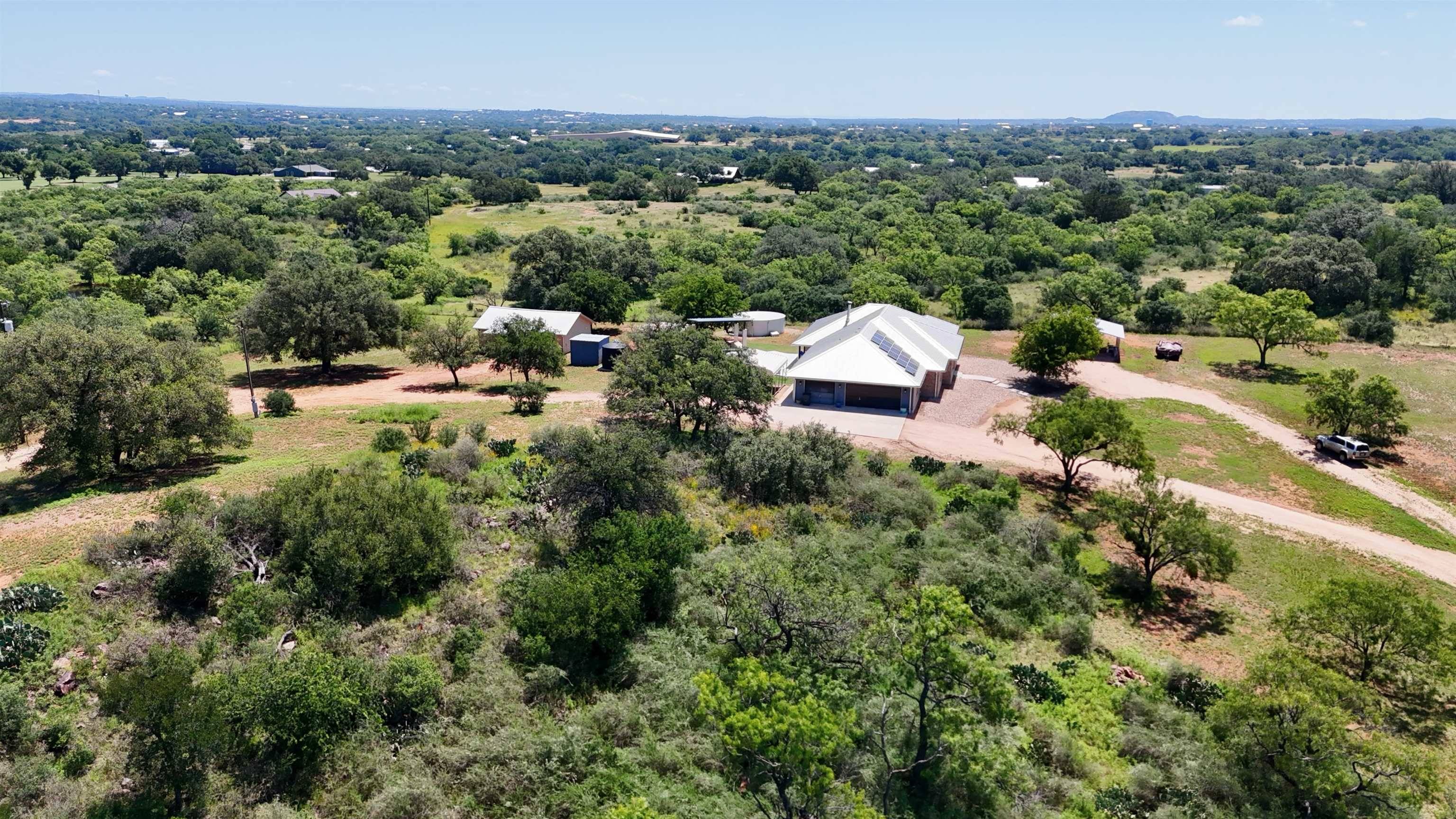 116 County Road 117 RD, Llano, TX 78643-1271