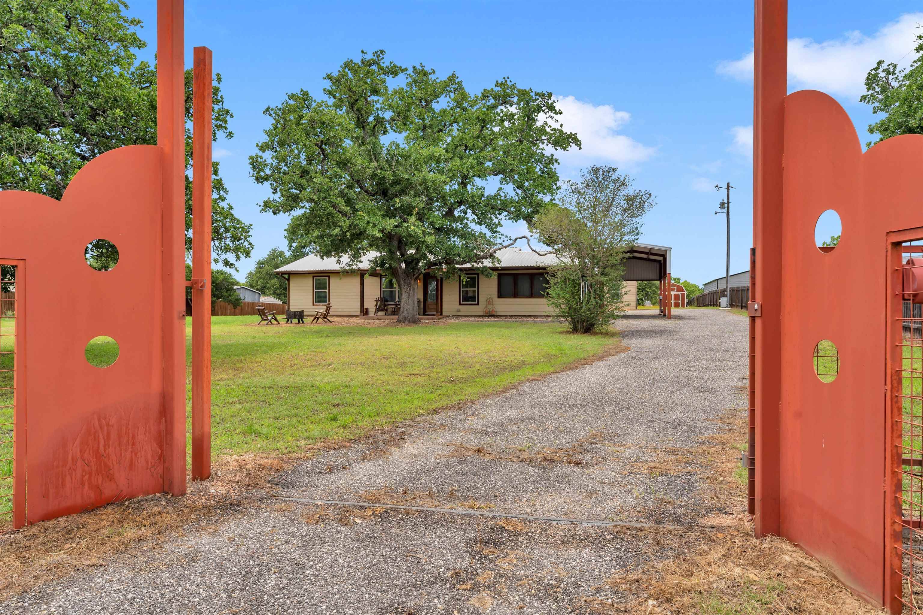 115 Leo LN, Buchanan Dam, TX 78609