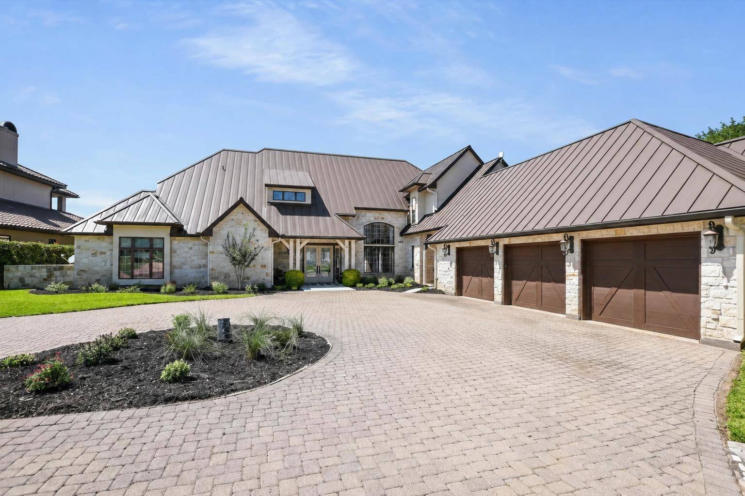 84 Applehead Island Dr., Horseshoe Bay, TX 78657