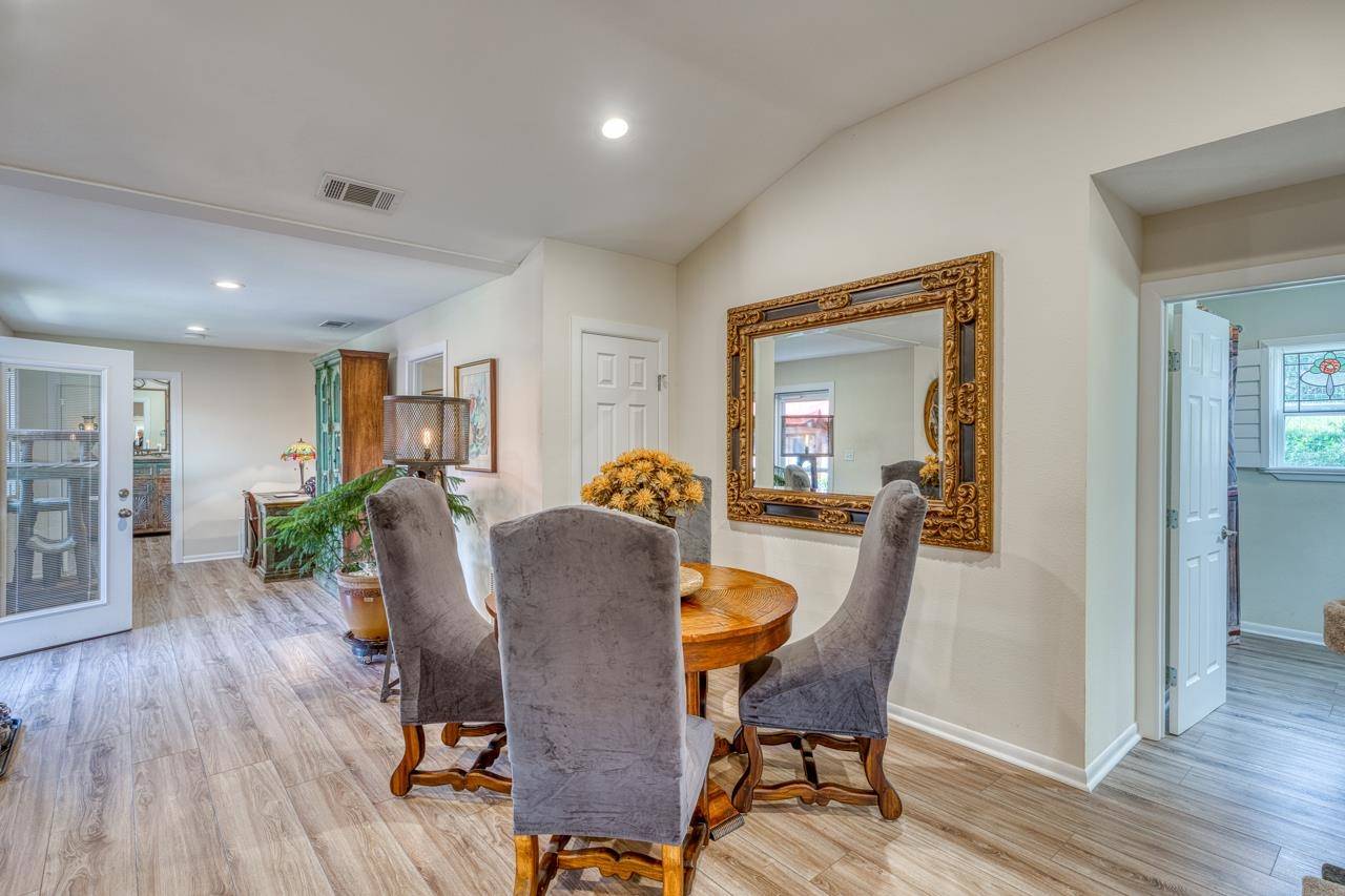 215 McGee Trail, Kingsland, TX 78639