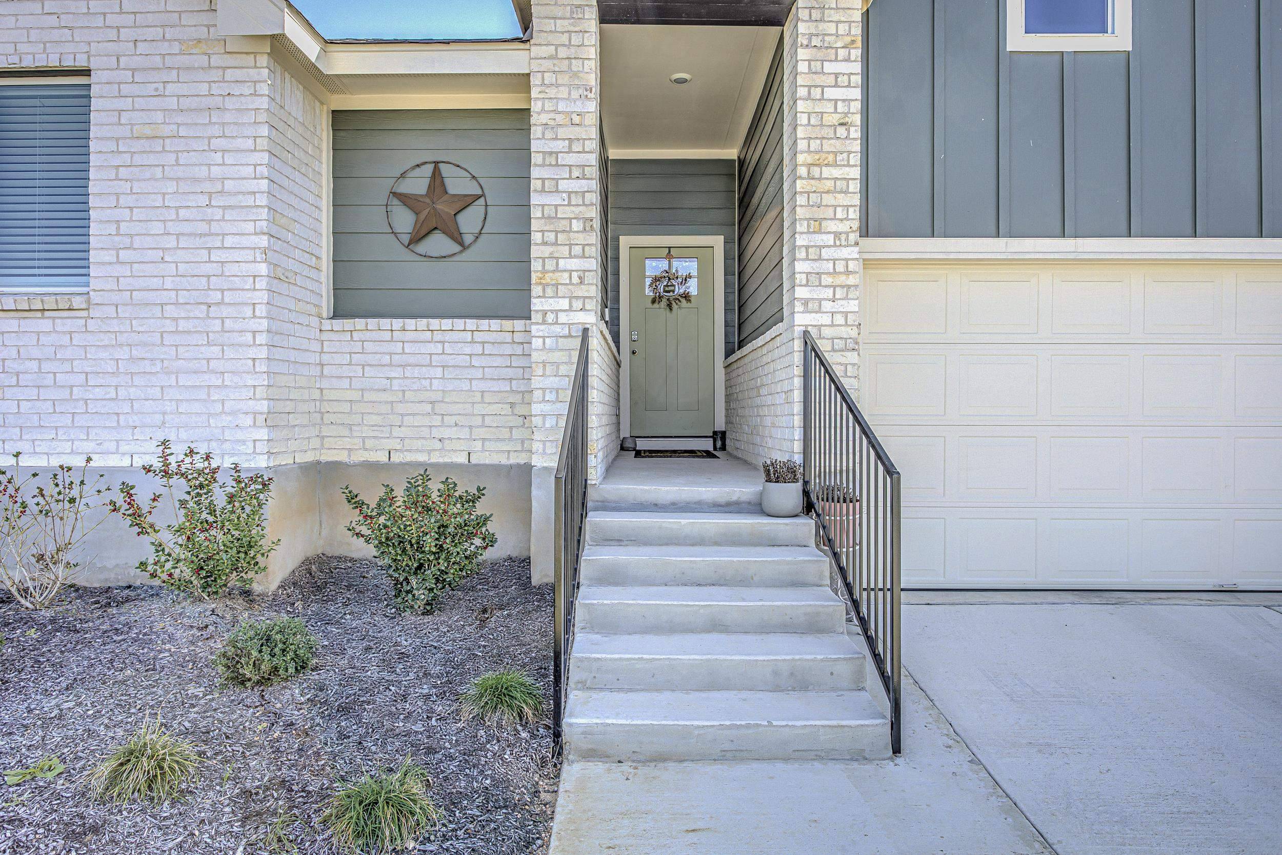 309 Lone Cedar, Marble Falls, TX 78654
