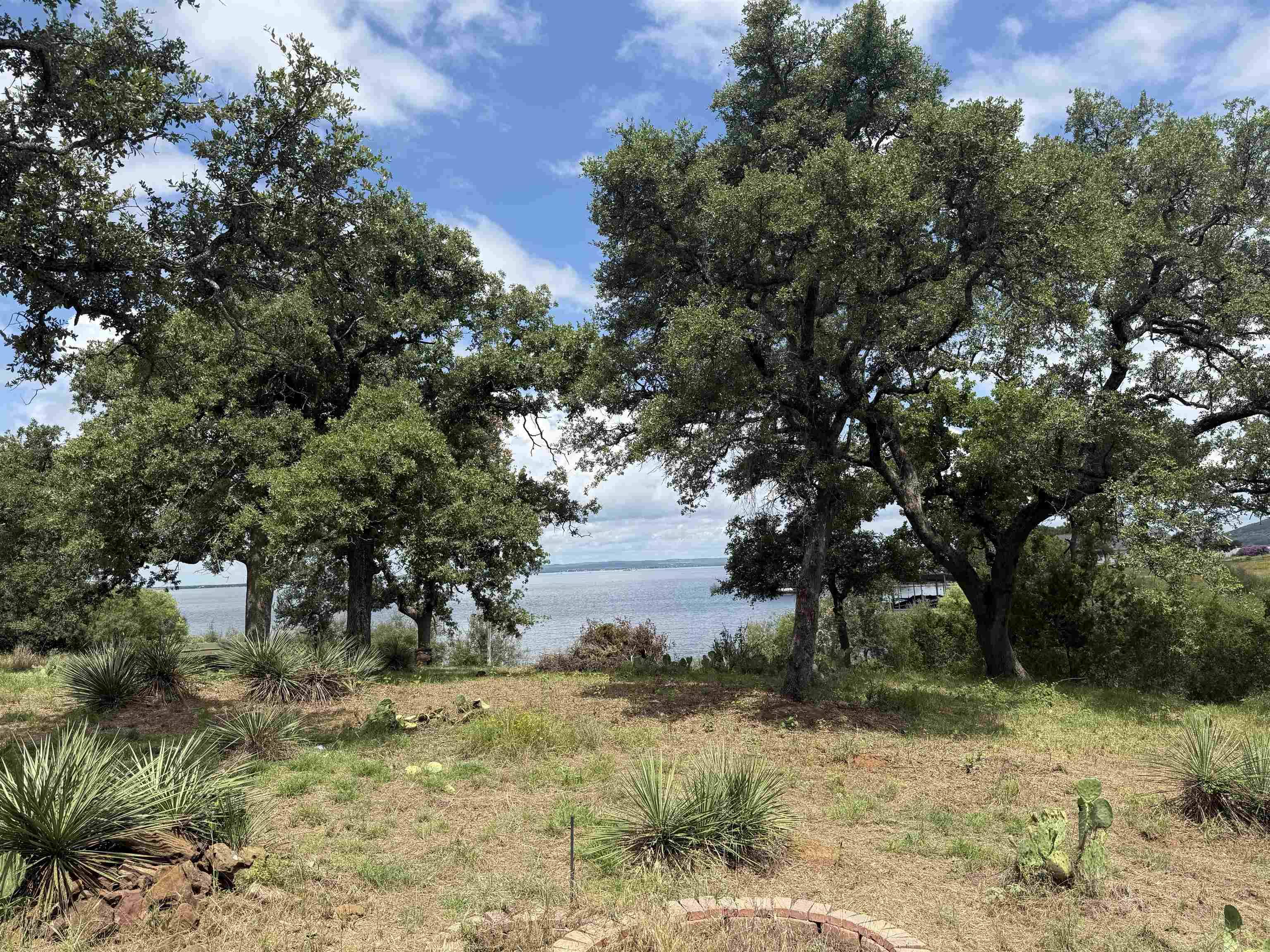 4215 E Sunset Cliff RD, Burnet, TX 78611