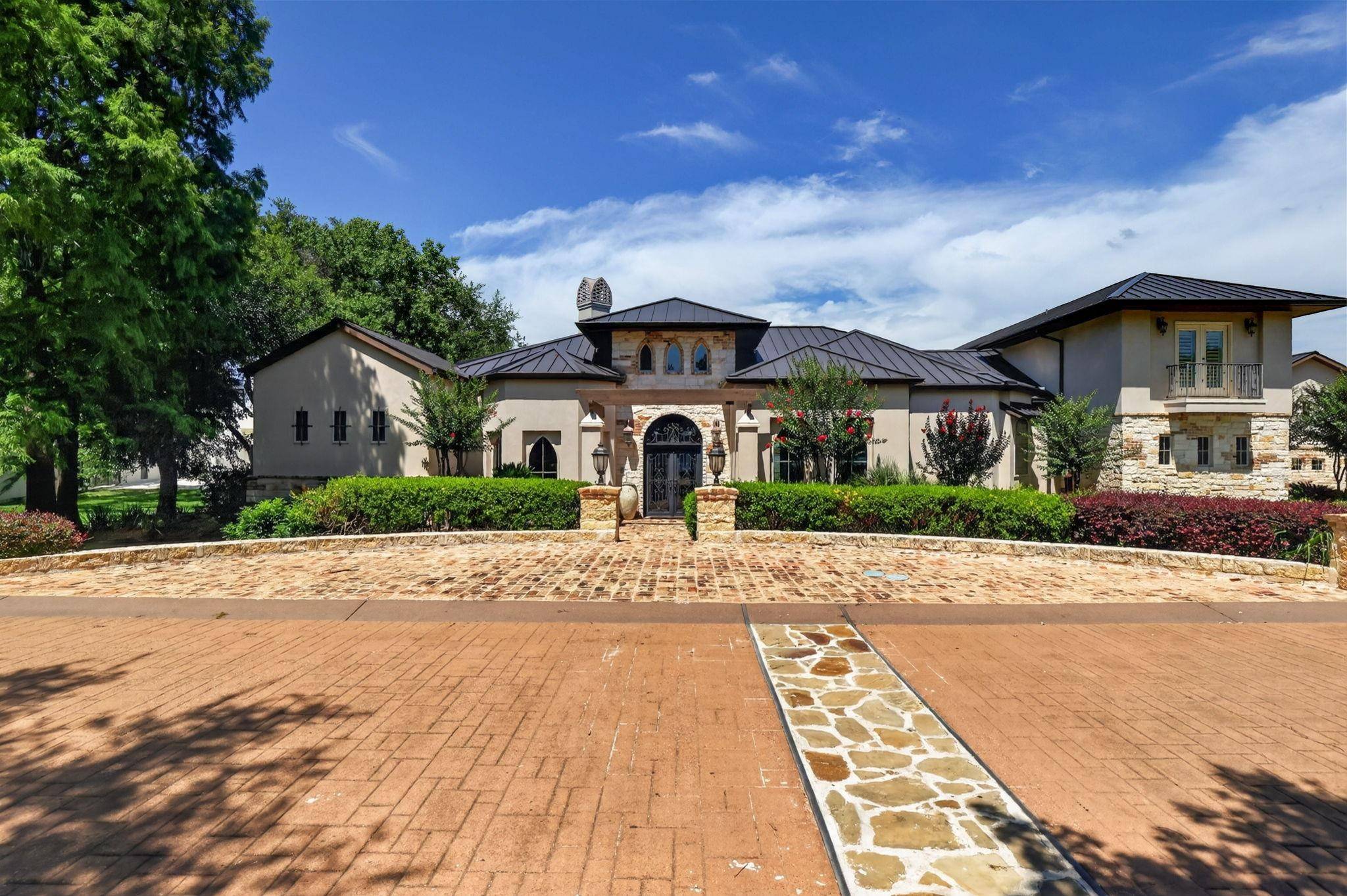 113 Estate DR, Horseshoe Bay, TX 78657