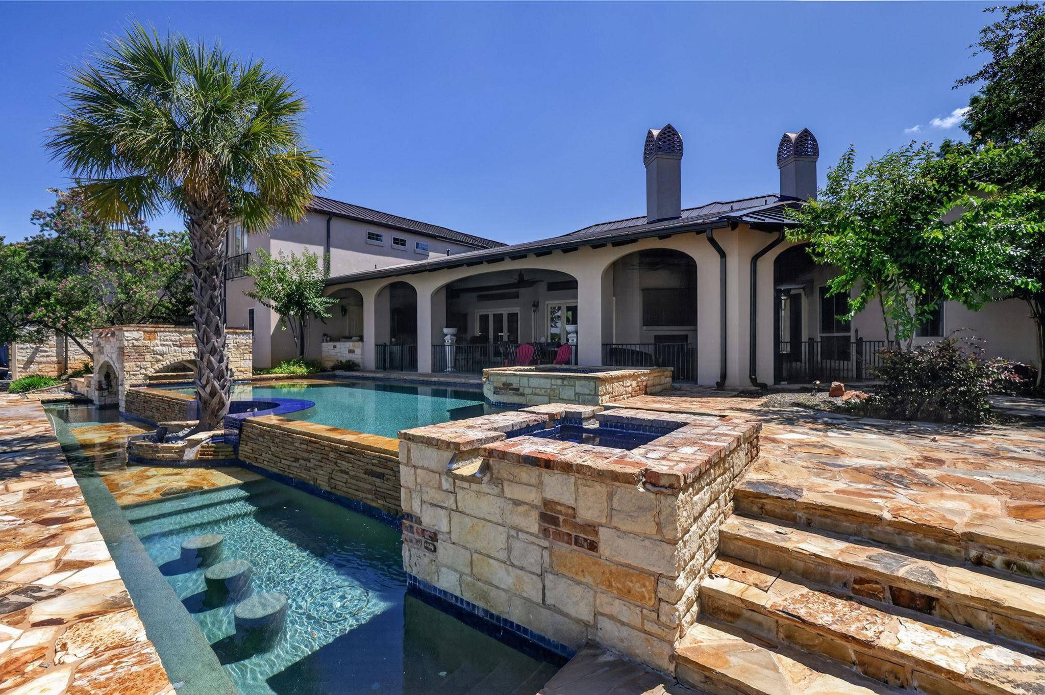 113 Estate DR, Horseshoe Bay, TX 78657