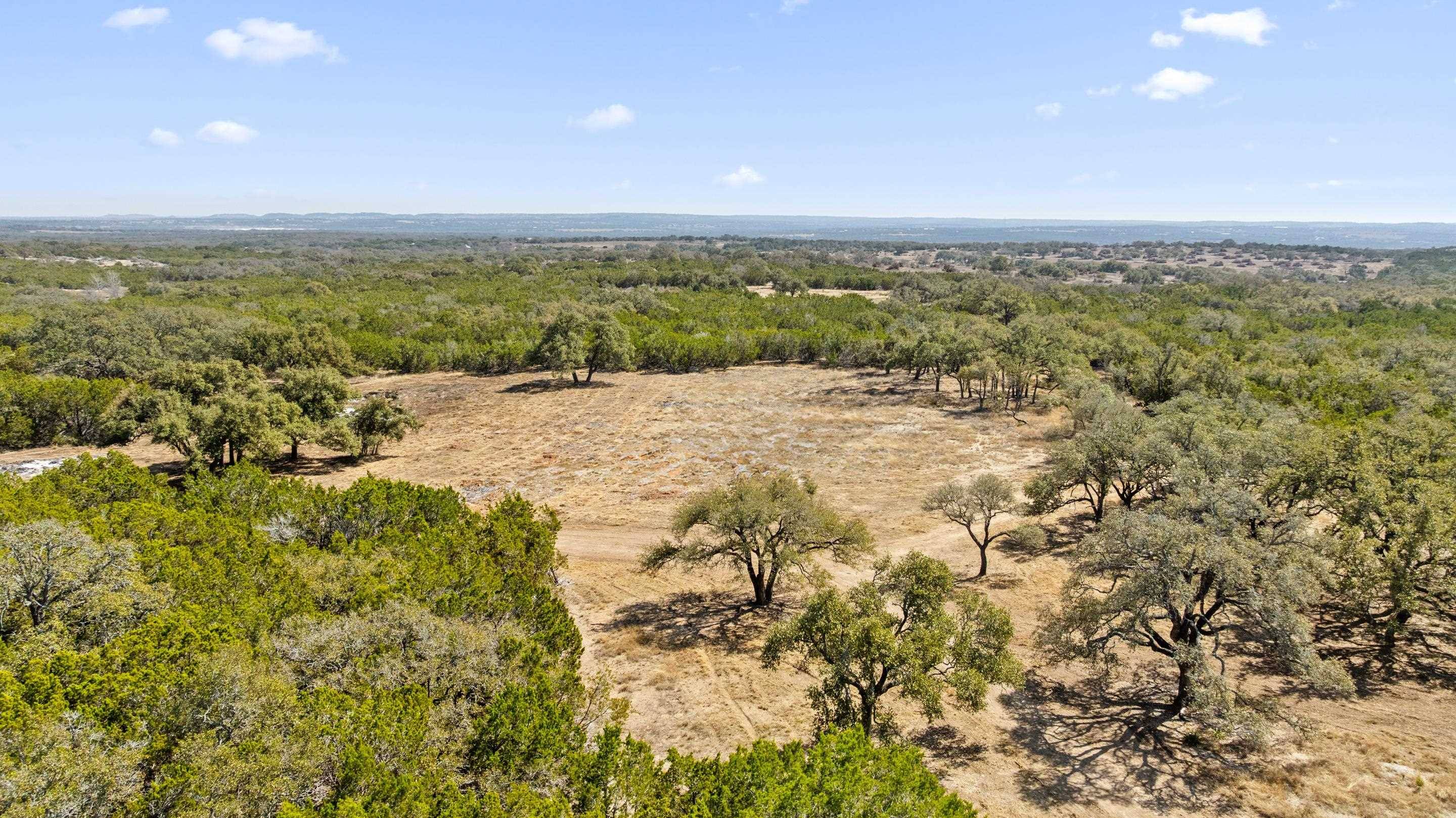 535 Becker RD, Johnson City, TX 78636