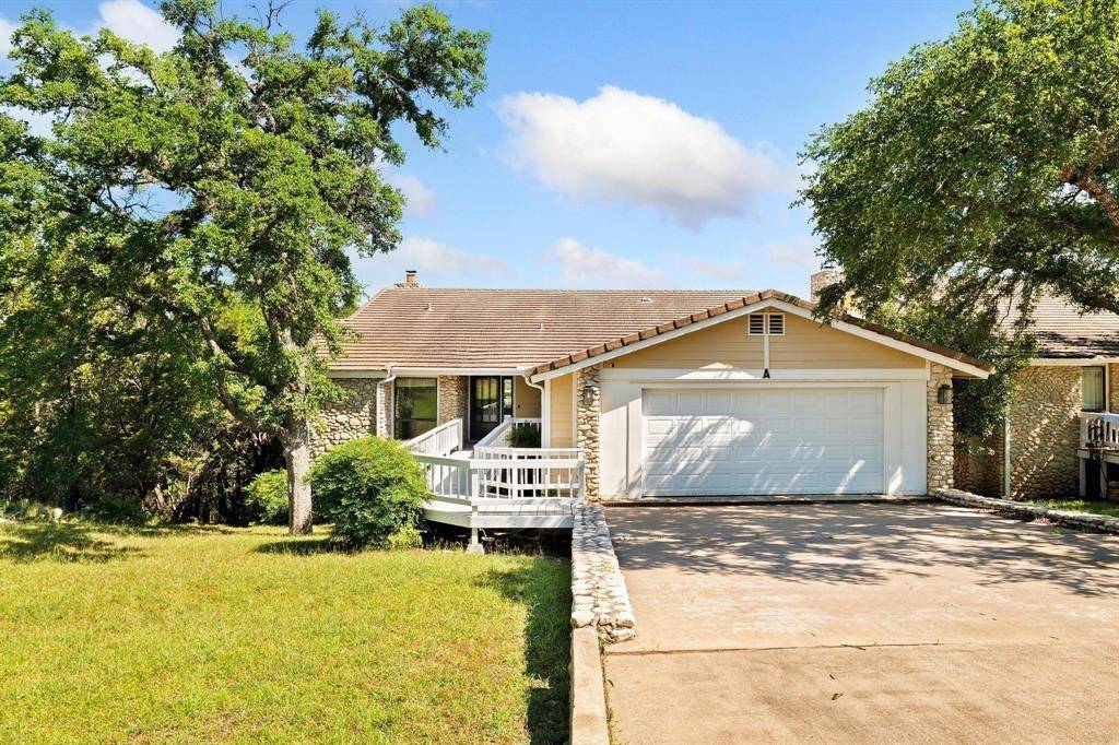 310 Dogie DR, Horseshoe Bay, TX 78657