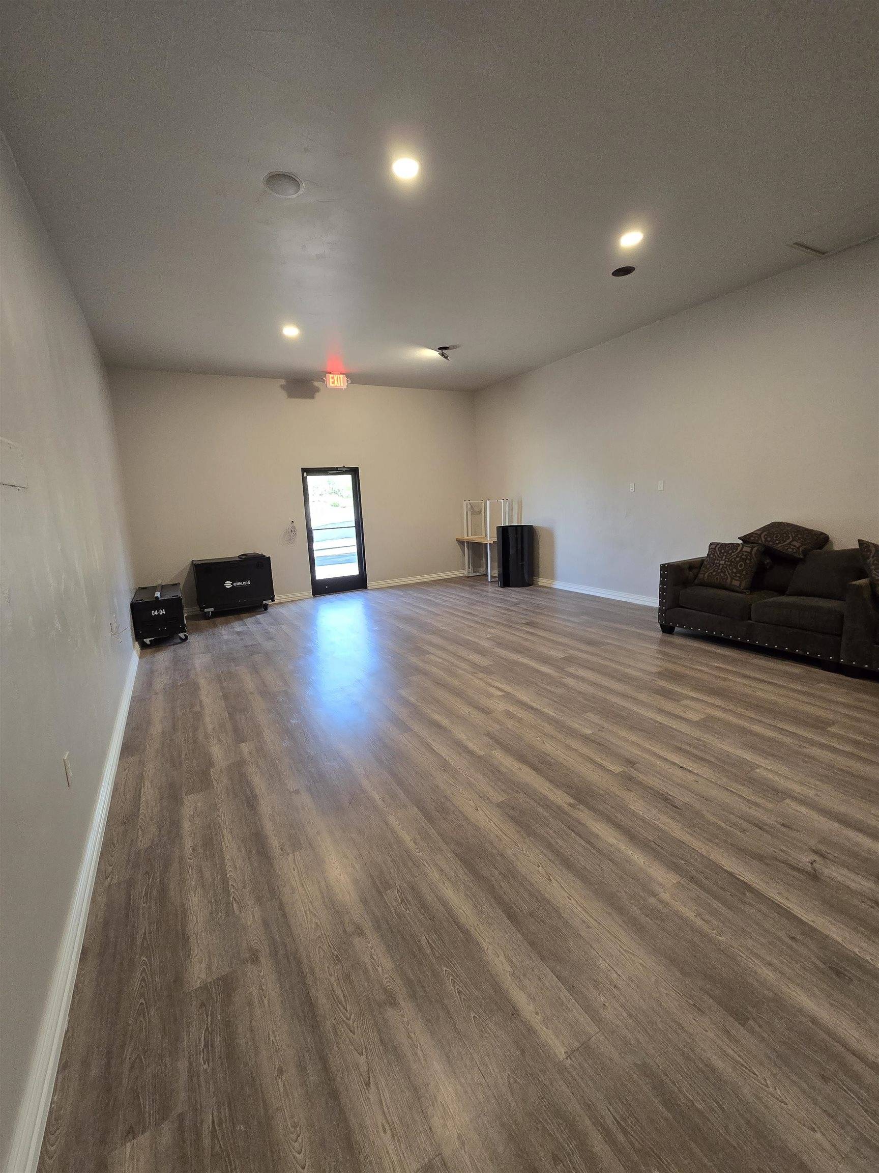 4819 FM 2147, Cottonwood Shores, TX 78657