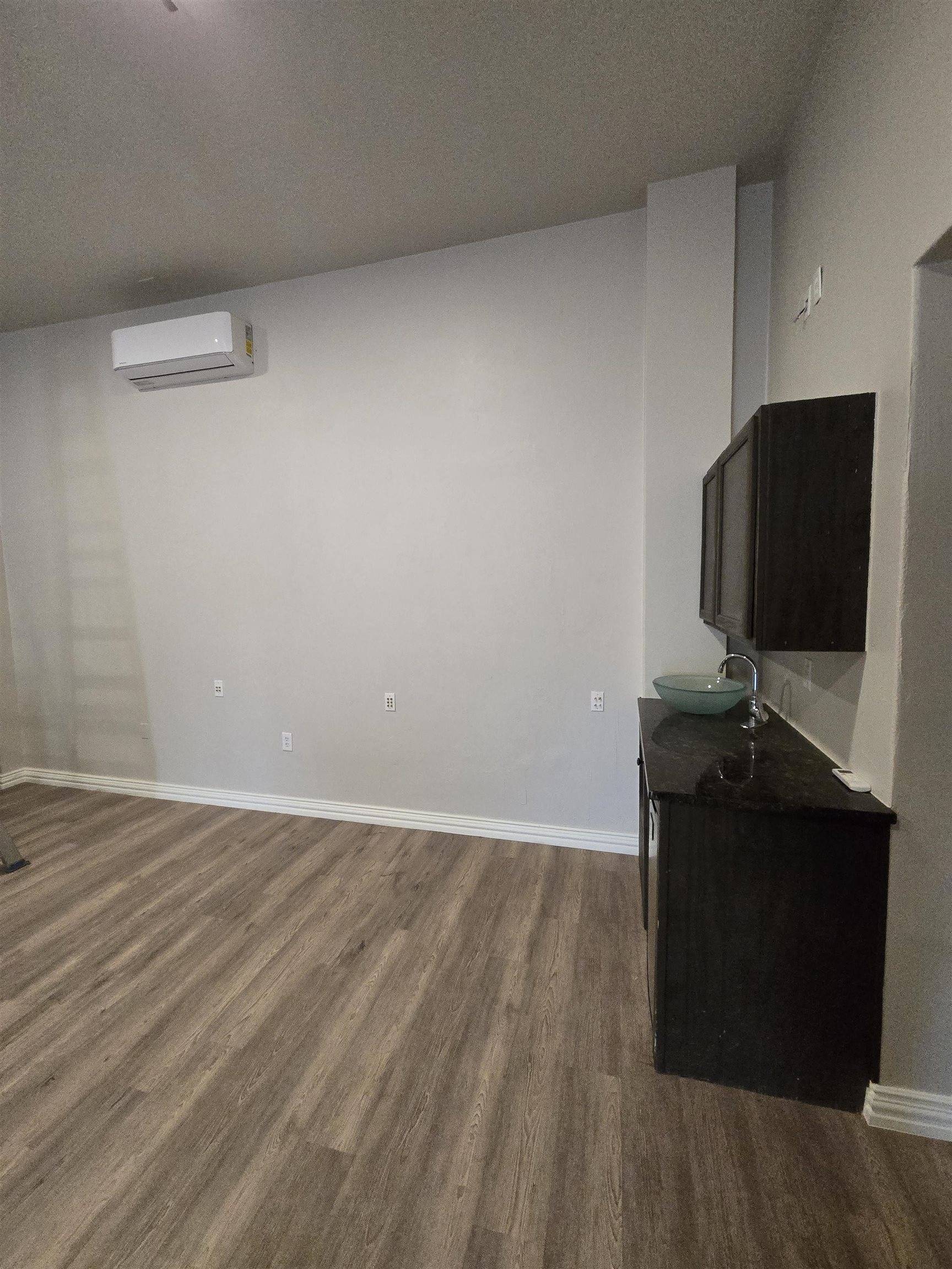 4819 FM 2147, Cottonwood Shores, TX 78657