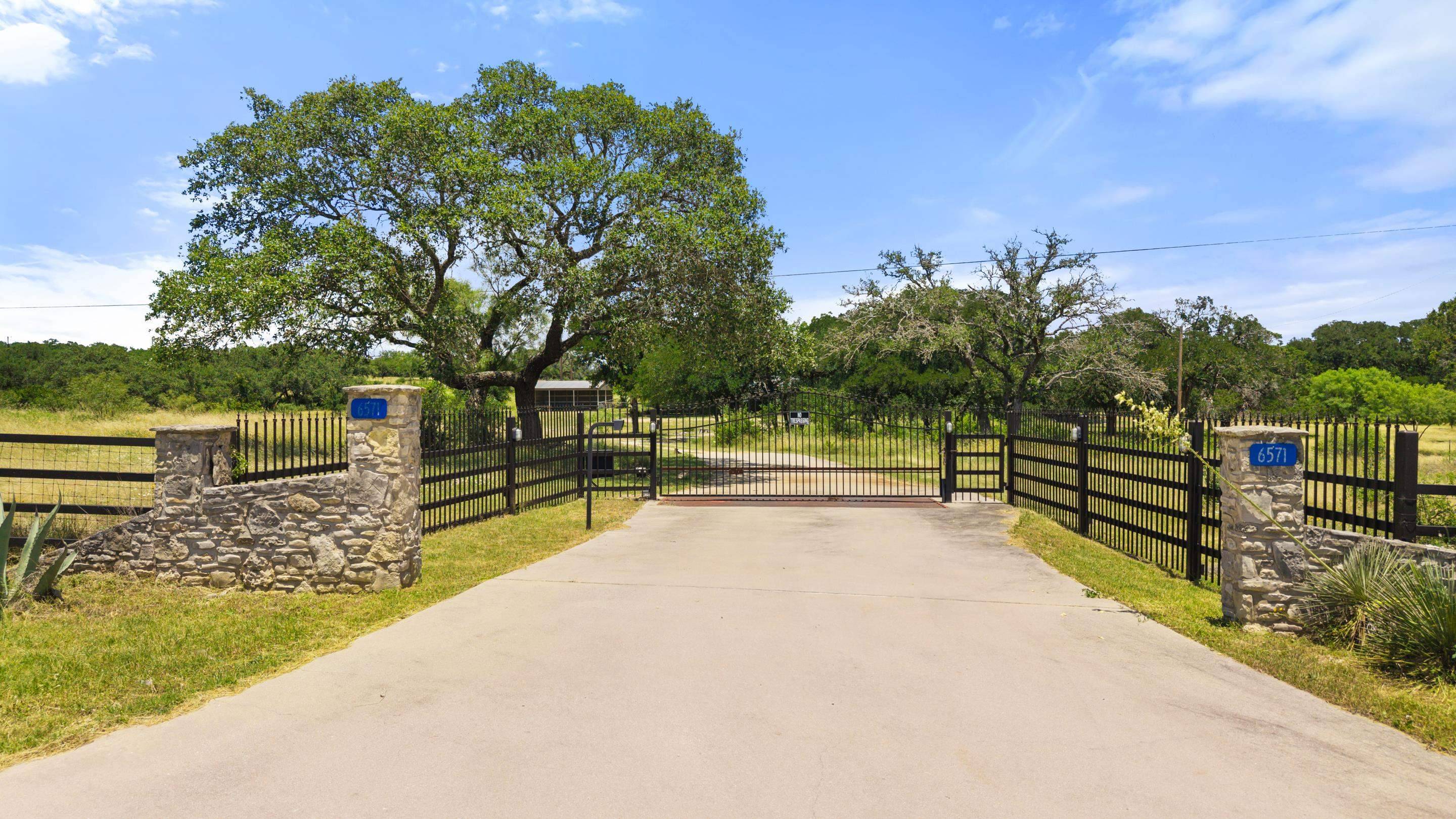 6571 CR 340, Burnet, TX 78611