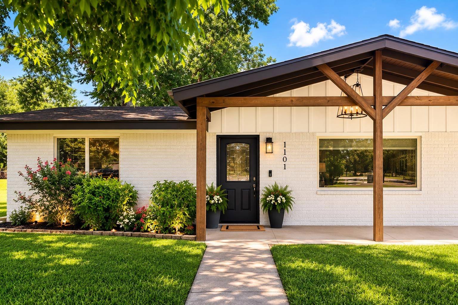1101 Hackberry DR, Marble Falls, TX 78654