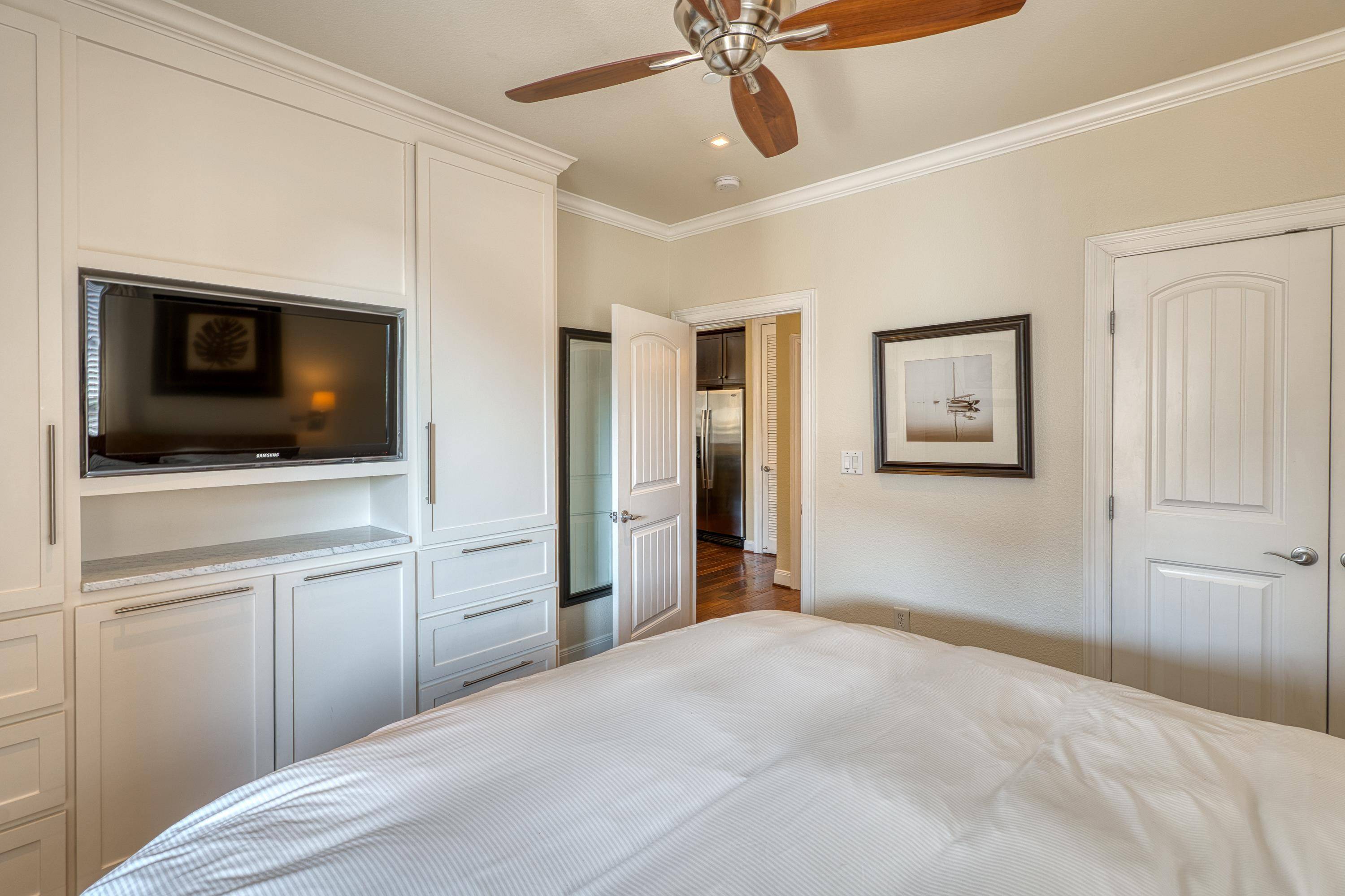 98 Island Drive #41, Horseshoe Bay, TX 78657