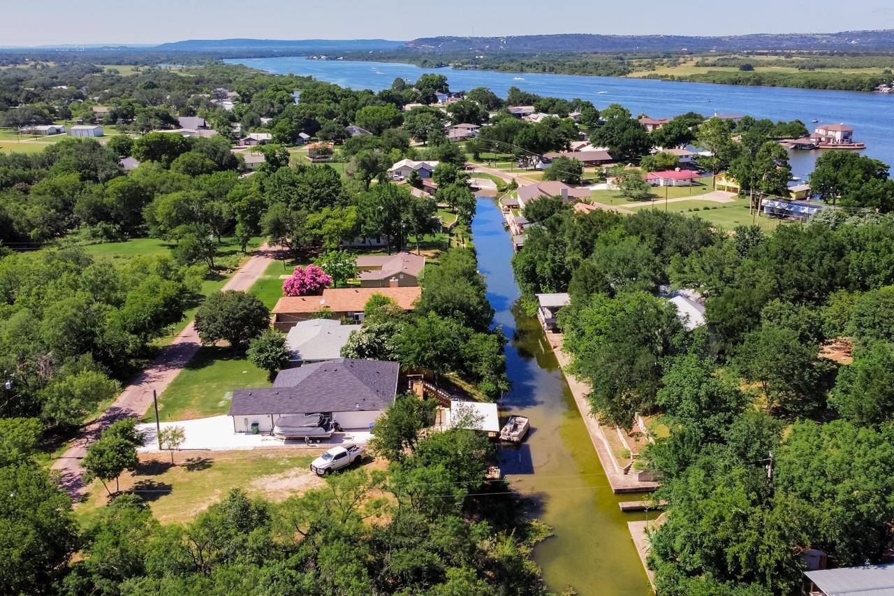127 Channel DR, Sunrise Beach, TX 78643