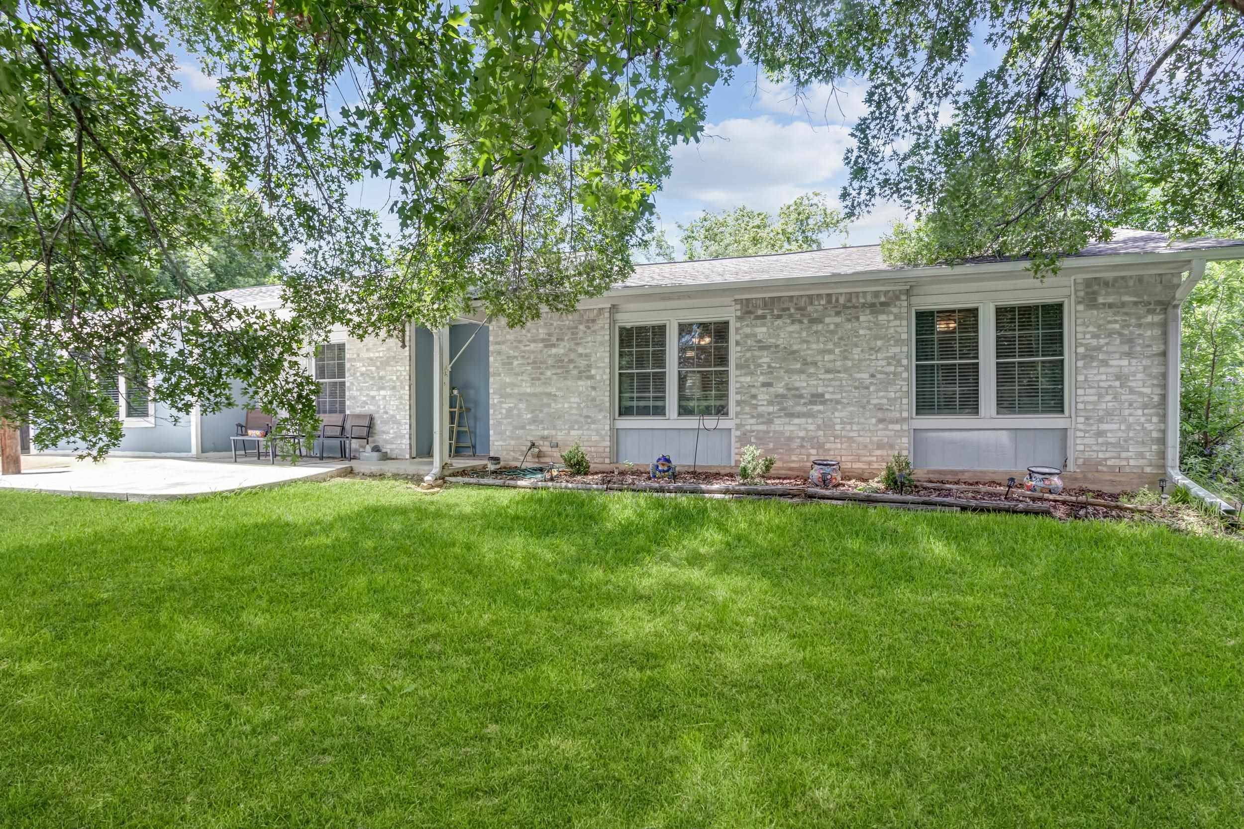 1113 Ash Dr, Marble Falls, TX 78654