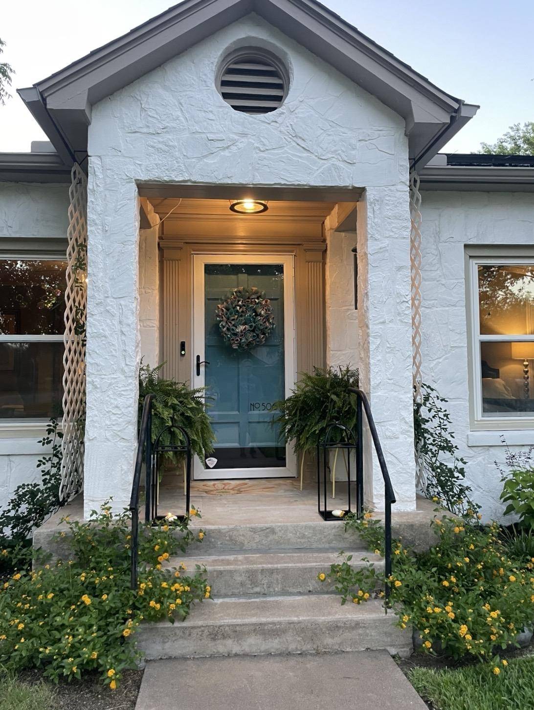 506 W Storey ST, San Saba, TX 76877