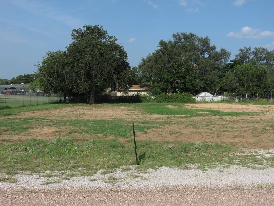 110 Deer DR, Sunrise Beach, TX 78643