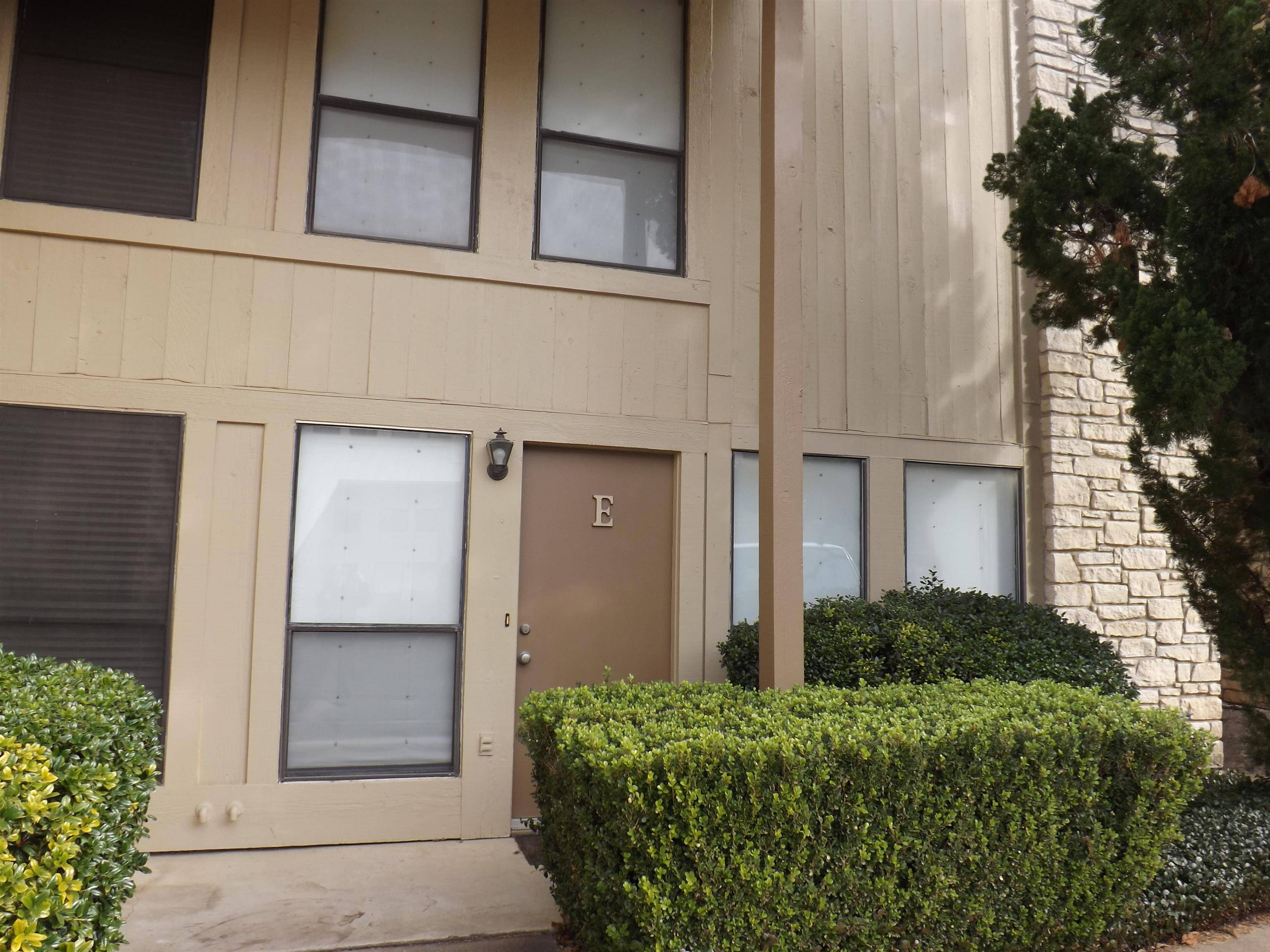 704 HSB Blvd #E, Horseshoe Bay, TX 78657