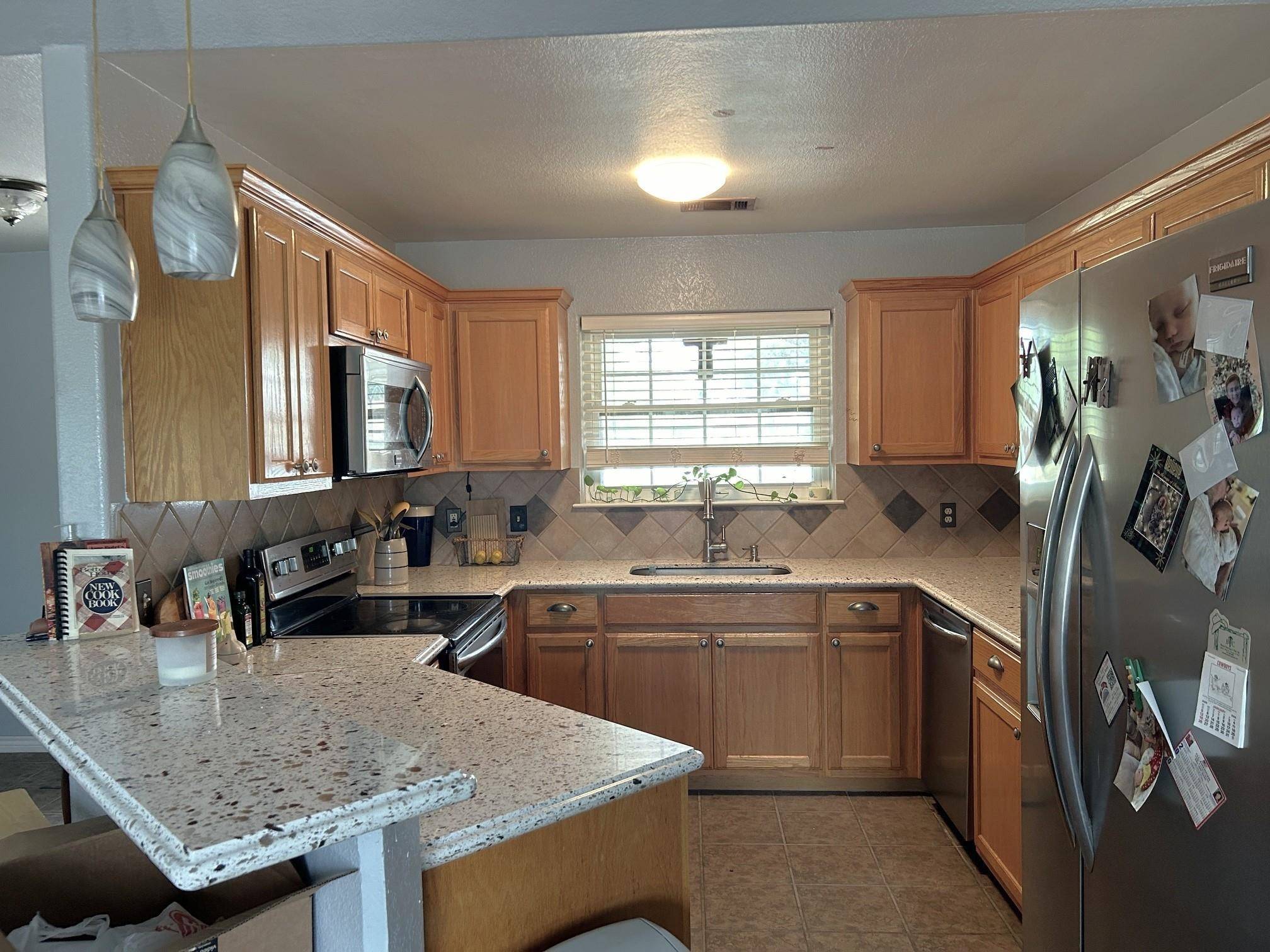 137 W Newcastle, Granite Shoals, TX 78654